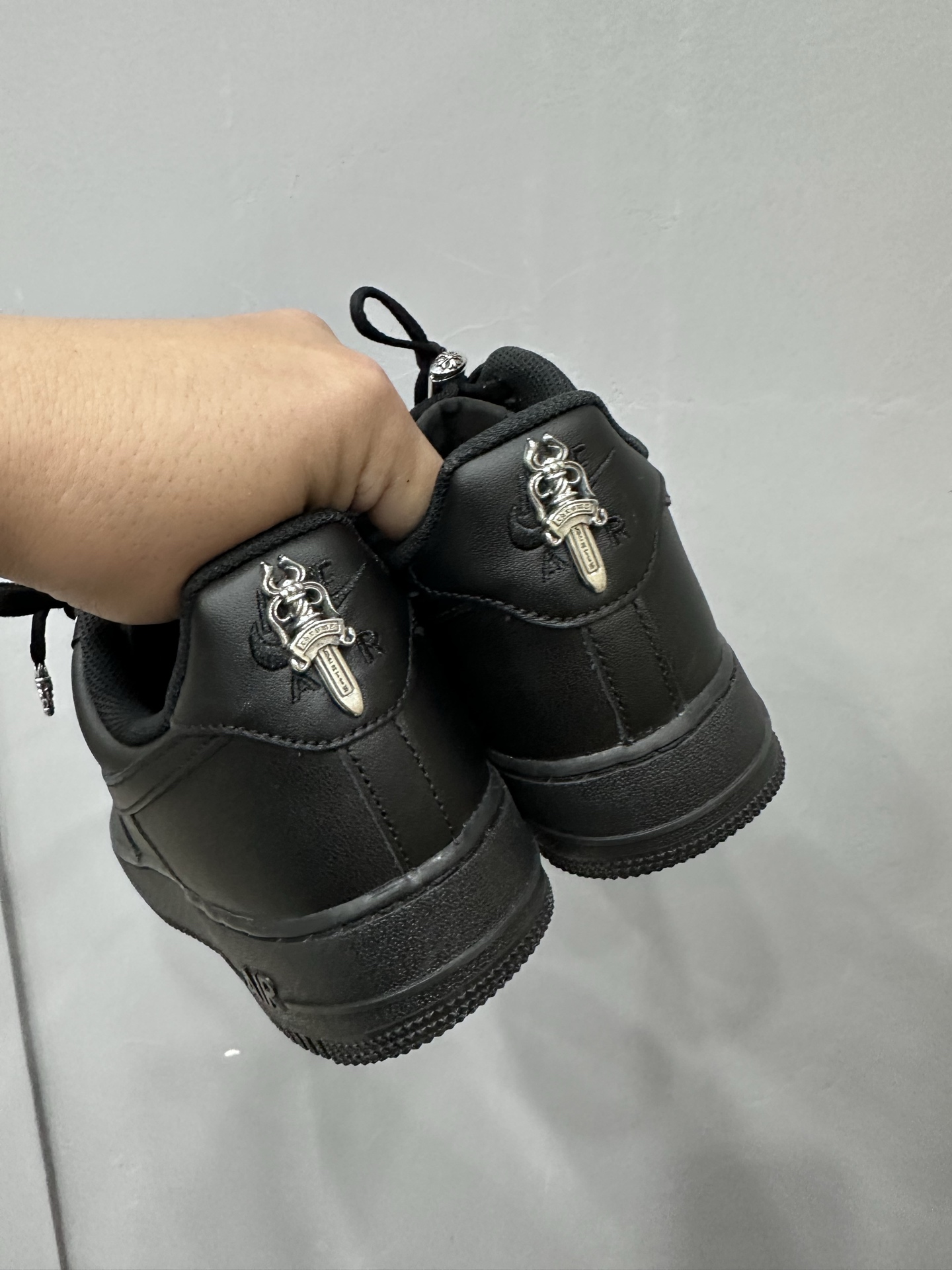 クロムハーツ x ナイキ Air Force 1 スニーカー ブラック 詳細画像 3