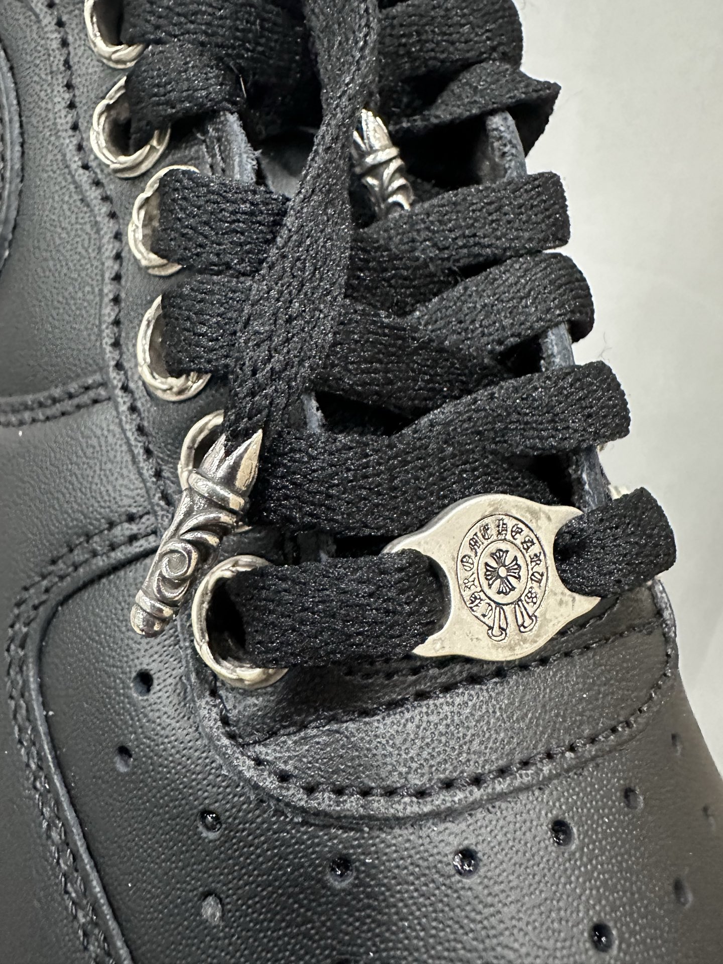 クロムハーツ x ナイキ Air Force 1 スニーカー ブラック 画像 5