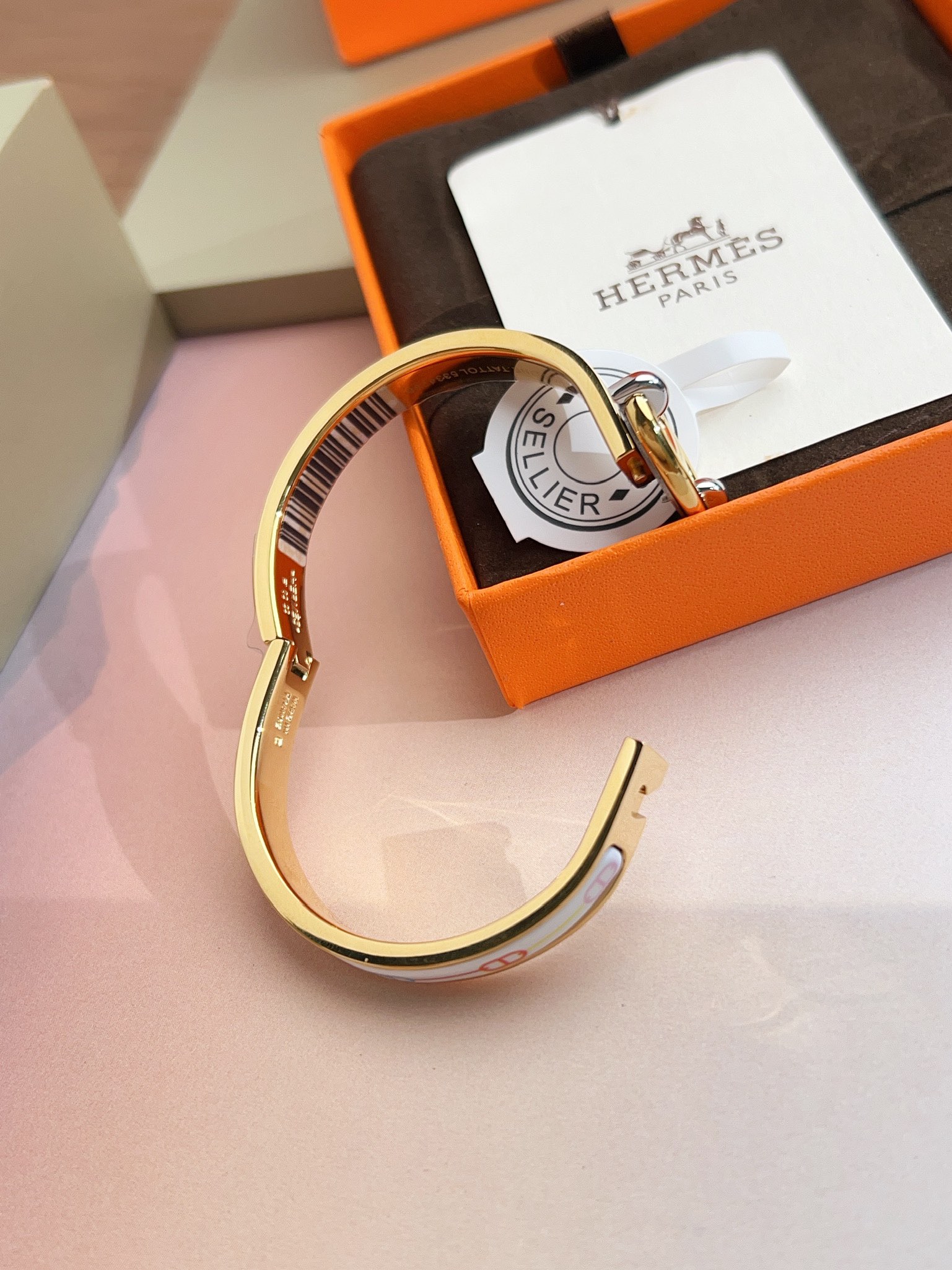 エルメス クリック H エナメル ブレスレット ホワイト フローラル 画像 6