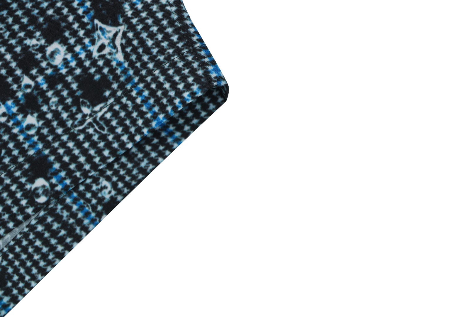 ルイ・ヴィトン Monogram シルクショーツ オブシディアン 1AJBZJ 画像 5