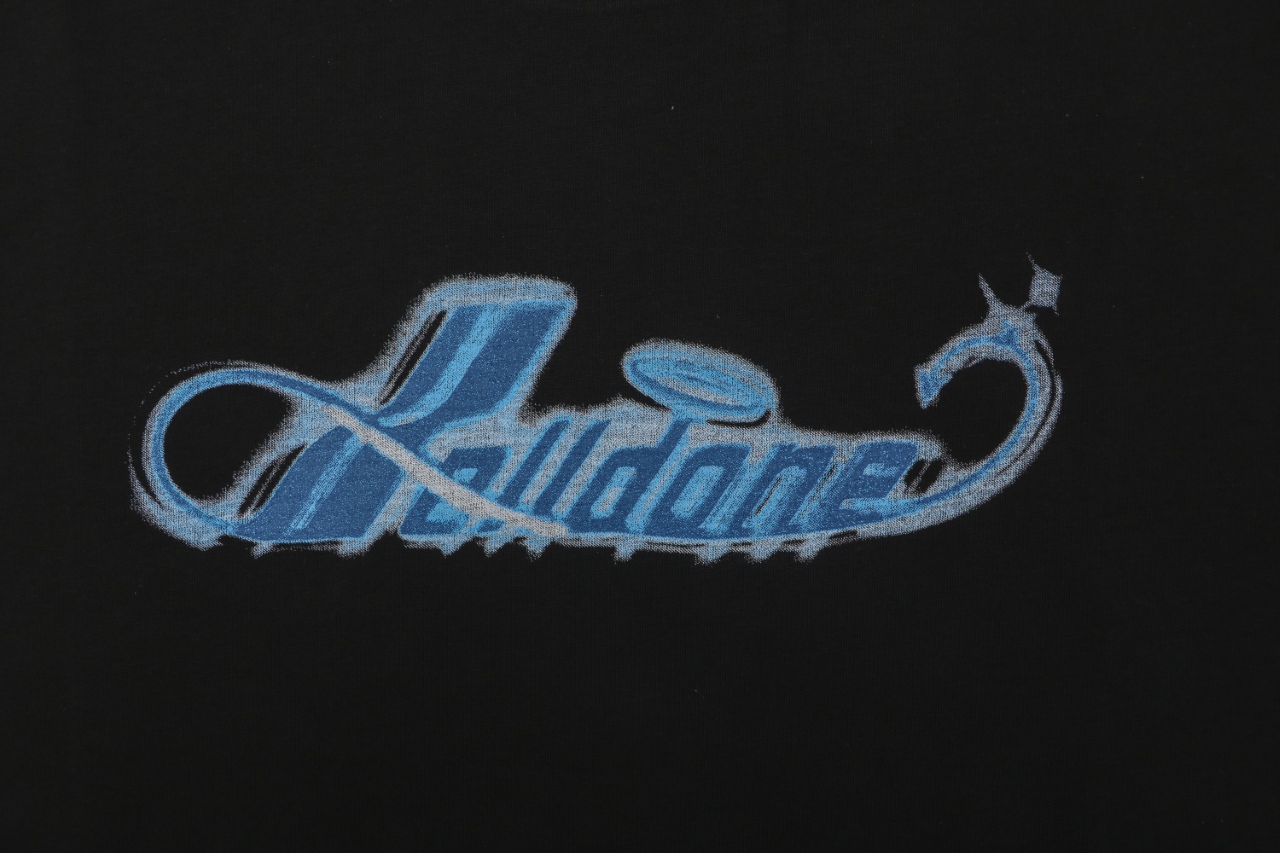 ウェルダン スプレースクリプト プリントTシャツ ブラック 画像 4