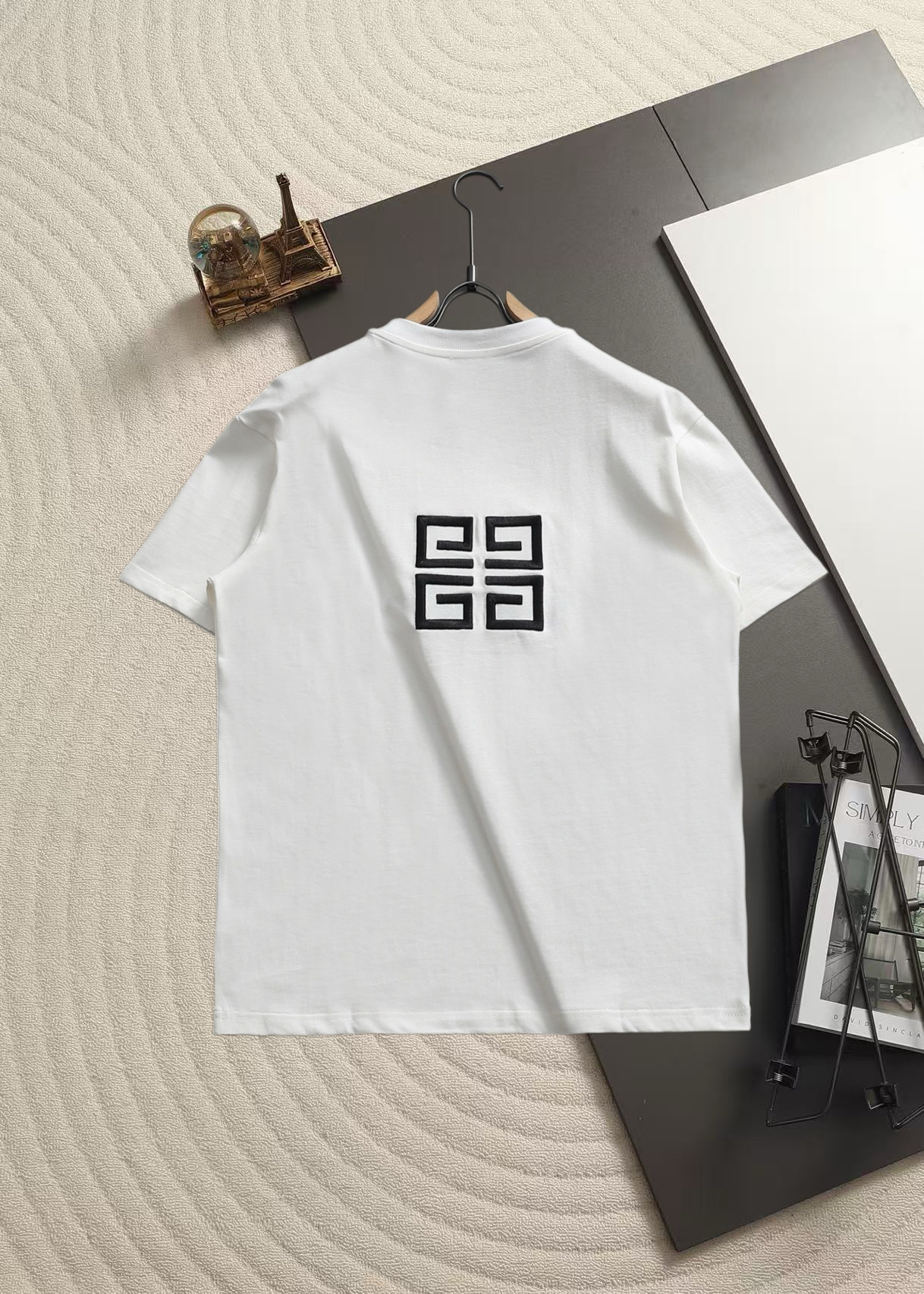 ジバンシィ フロントレター ロゴ ティーシャツ ホワイト 詳細画像 2