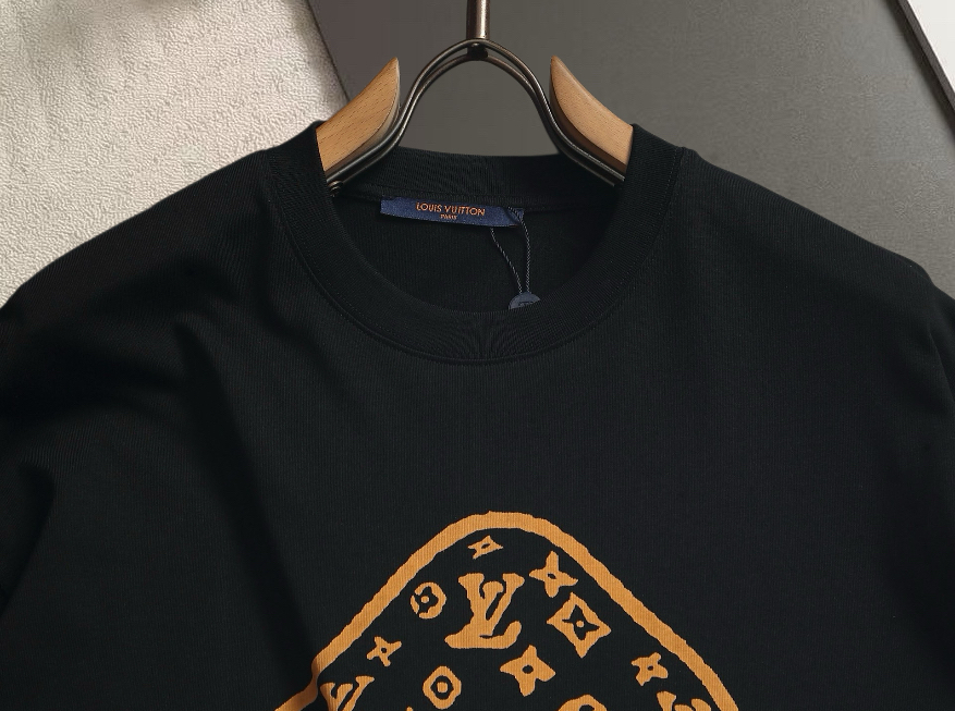 ルイ・ヴィトン マッシュルームロゴ 刺繍 ティーシャツ ブラック 詳細画像 2