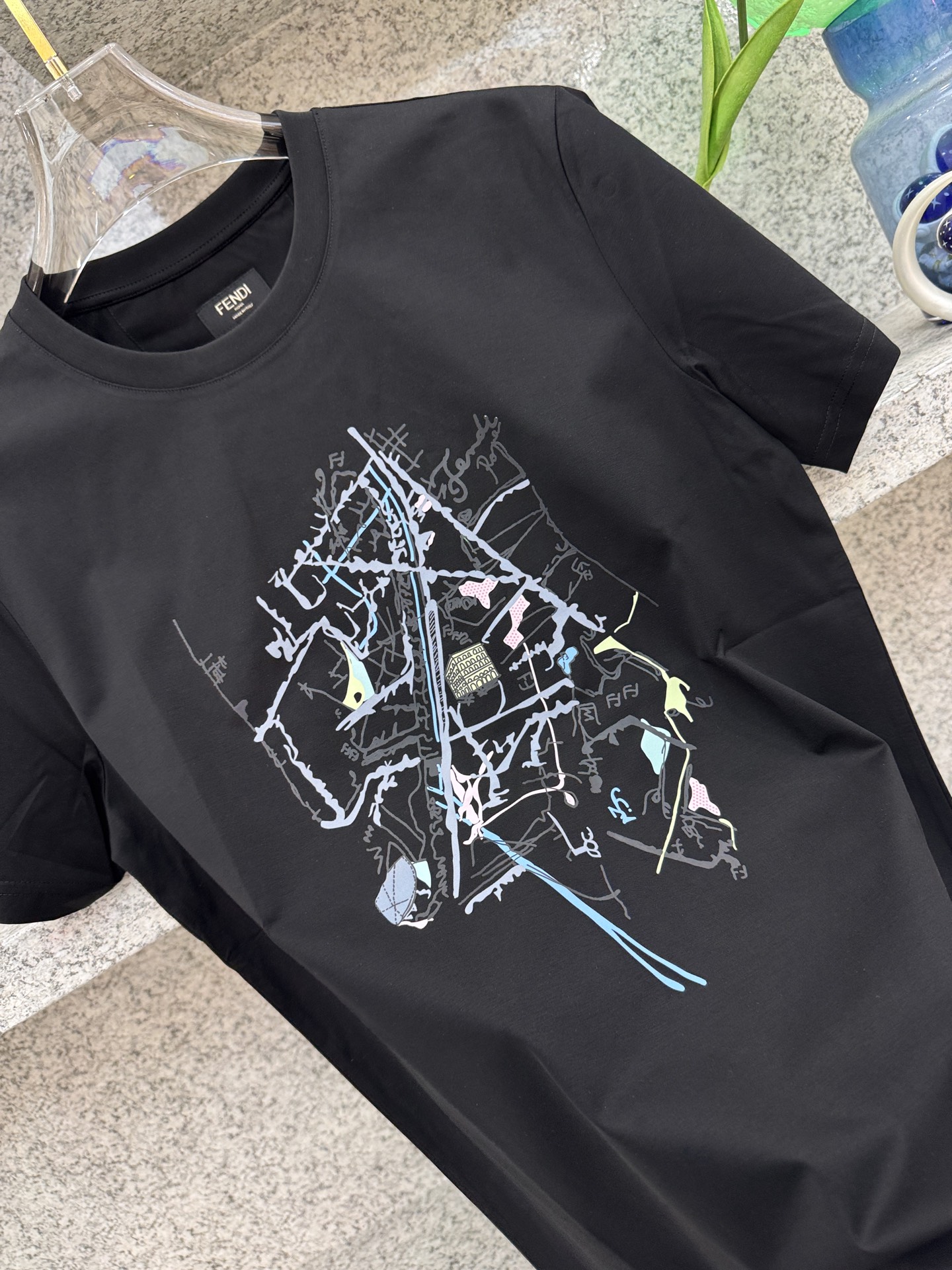フェンディ グラフィックロゴ 刺繍 ティーシャツ ブラック ホワイト 画像 7