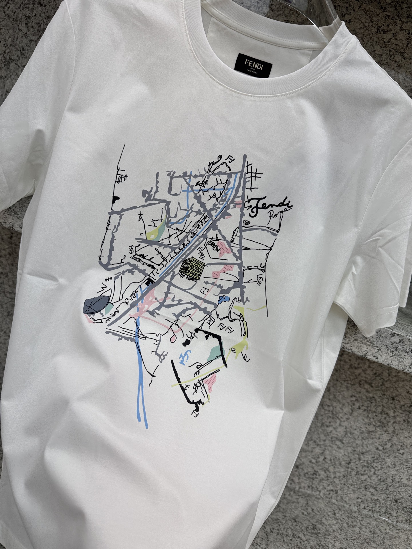フェンディ グラフィックロゴ 刺繍 ティーシャツ ブラック ホワイト 画像 8