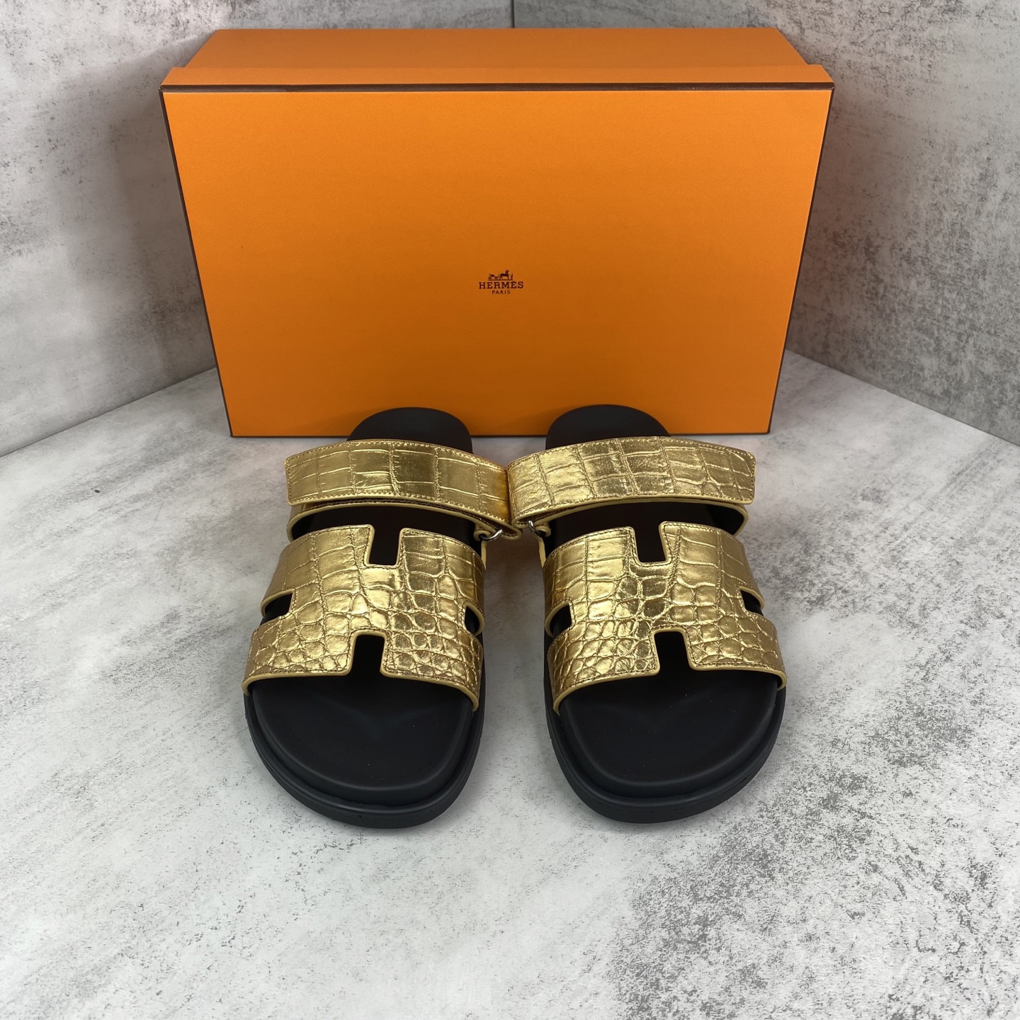 エルメス Chypre Hスライドサンダル ゴールド クロコ 詳細画像 1