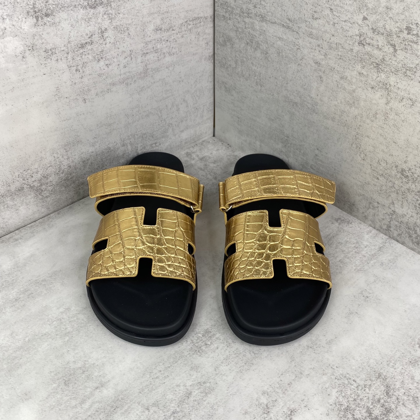 エルメス Chypre Hスライドサンダル ゴールド クロコ 画像 4