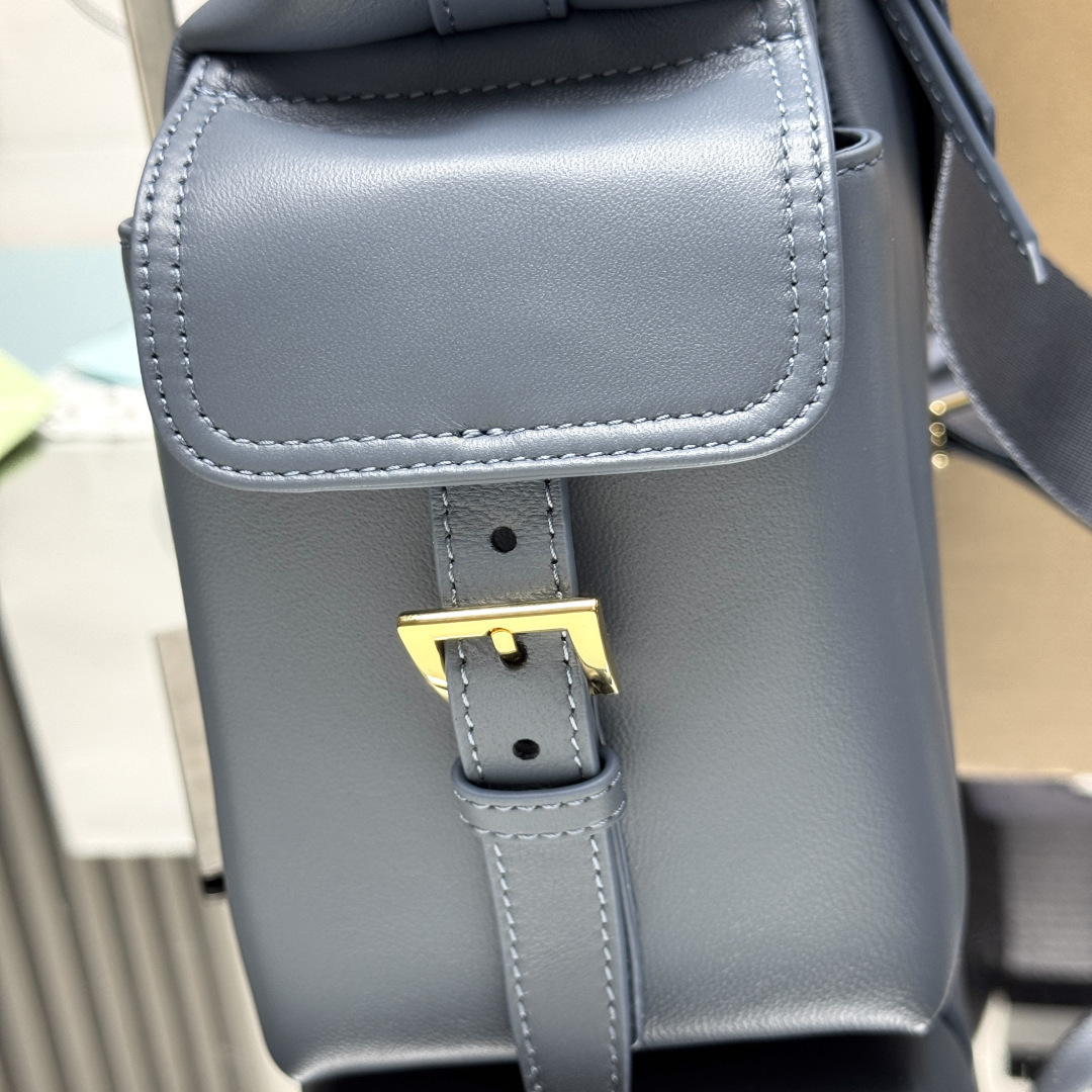 プラダ エクスプロール ナッパレザーバッグ ブルーグレー 1BC264 画像 6