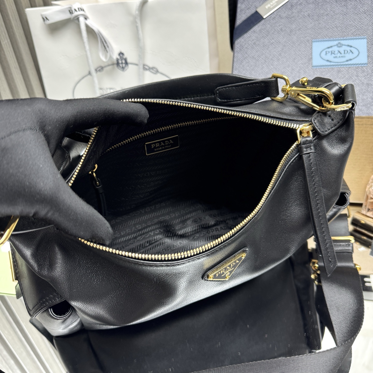 プラダ エクスプロール ナッパレザーバッグ ブラック 1BC264 画像 7