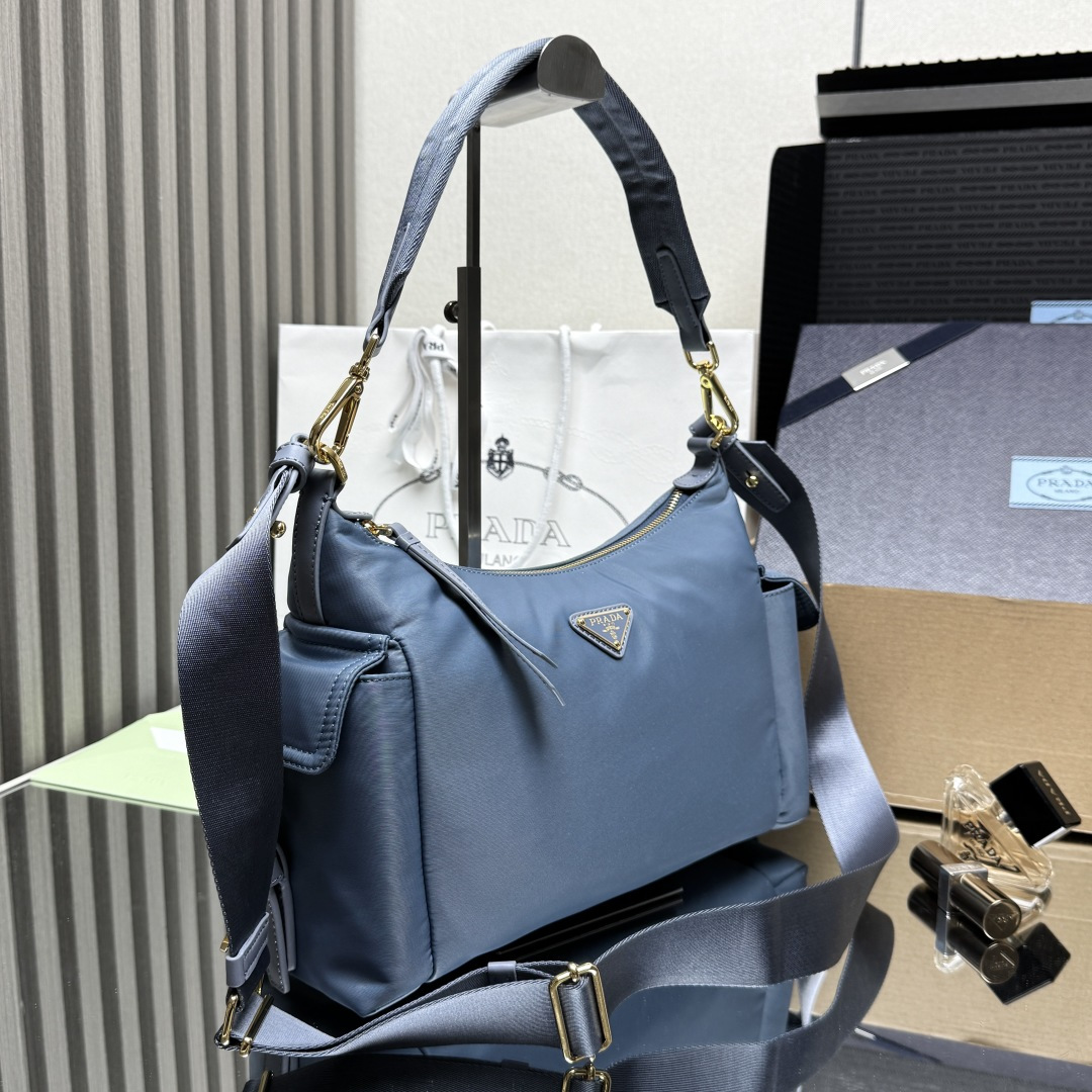 プラダ エクスプロール Re-Nylon レザーバッグ スレートブルー 1BC264 詳細画像 2