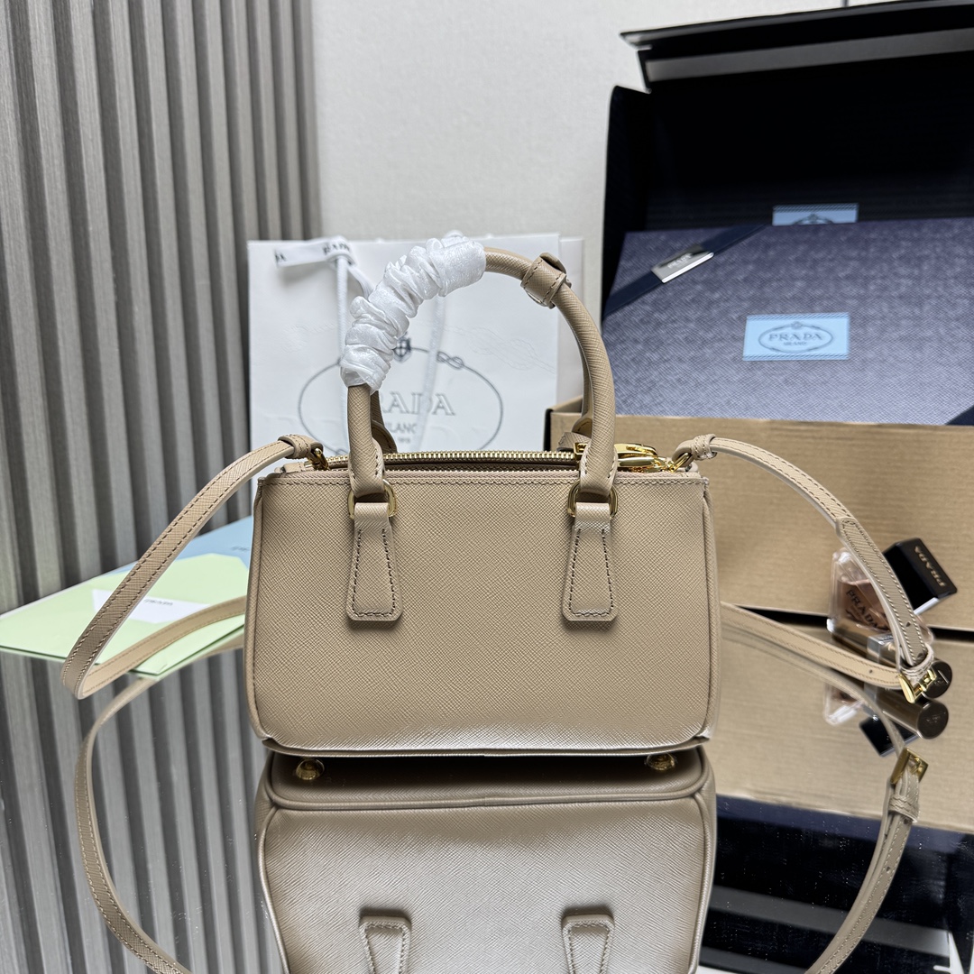 プラダ ガレリア ミニ サフィアーノバッグ ヌードベージュ 1BA916 詳細画像 1