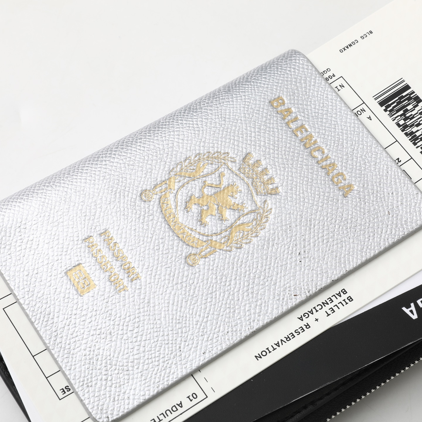 バレンシアガ Passport スマホホルダー シルバー 画像 6