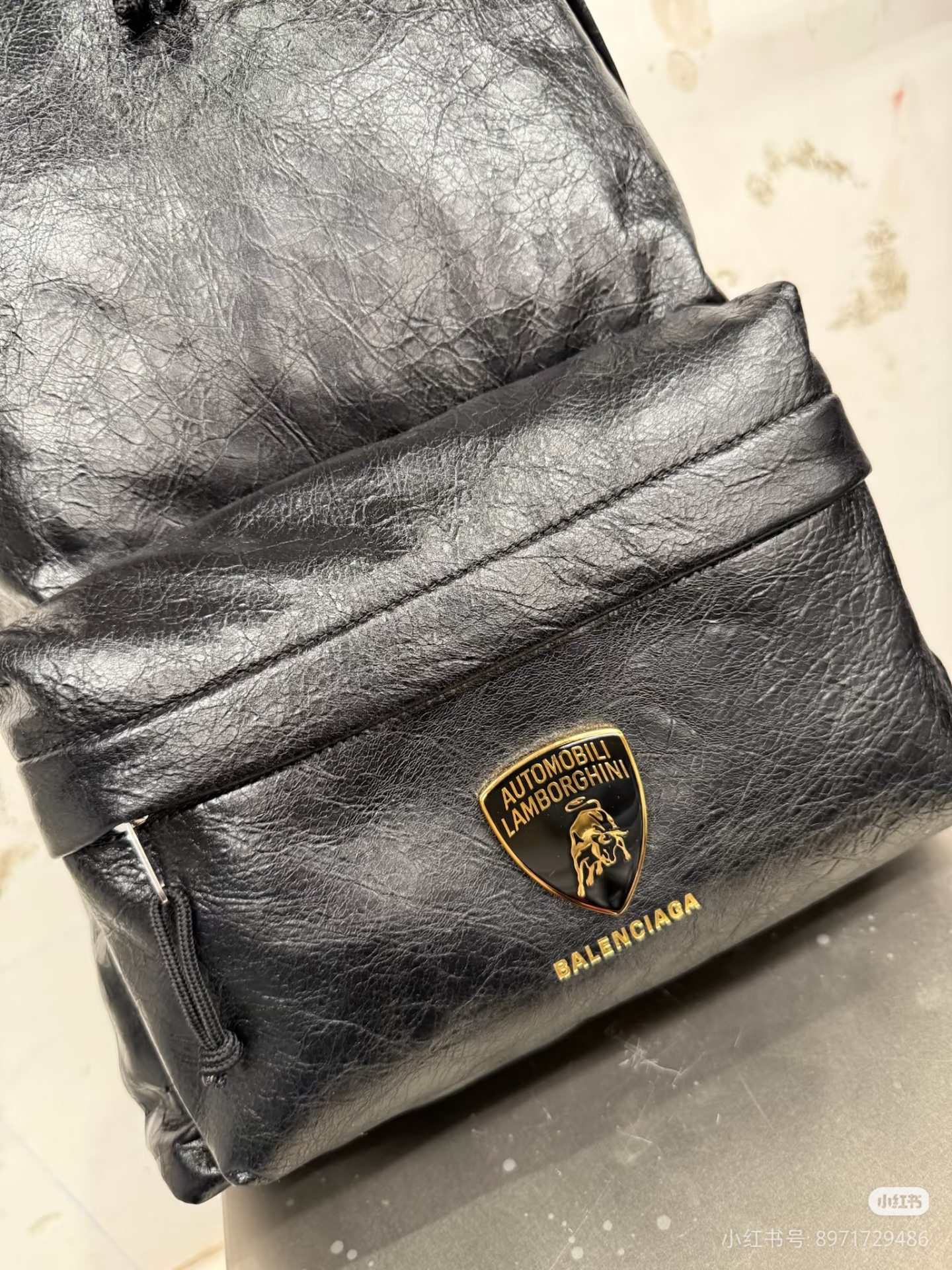 バレンシアガ × ランボルギーニ Explorer レザー バックパック ブラック 画像 6