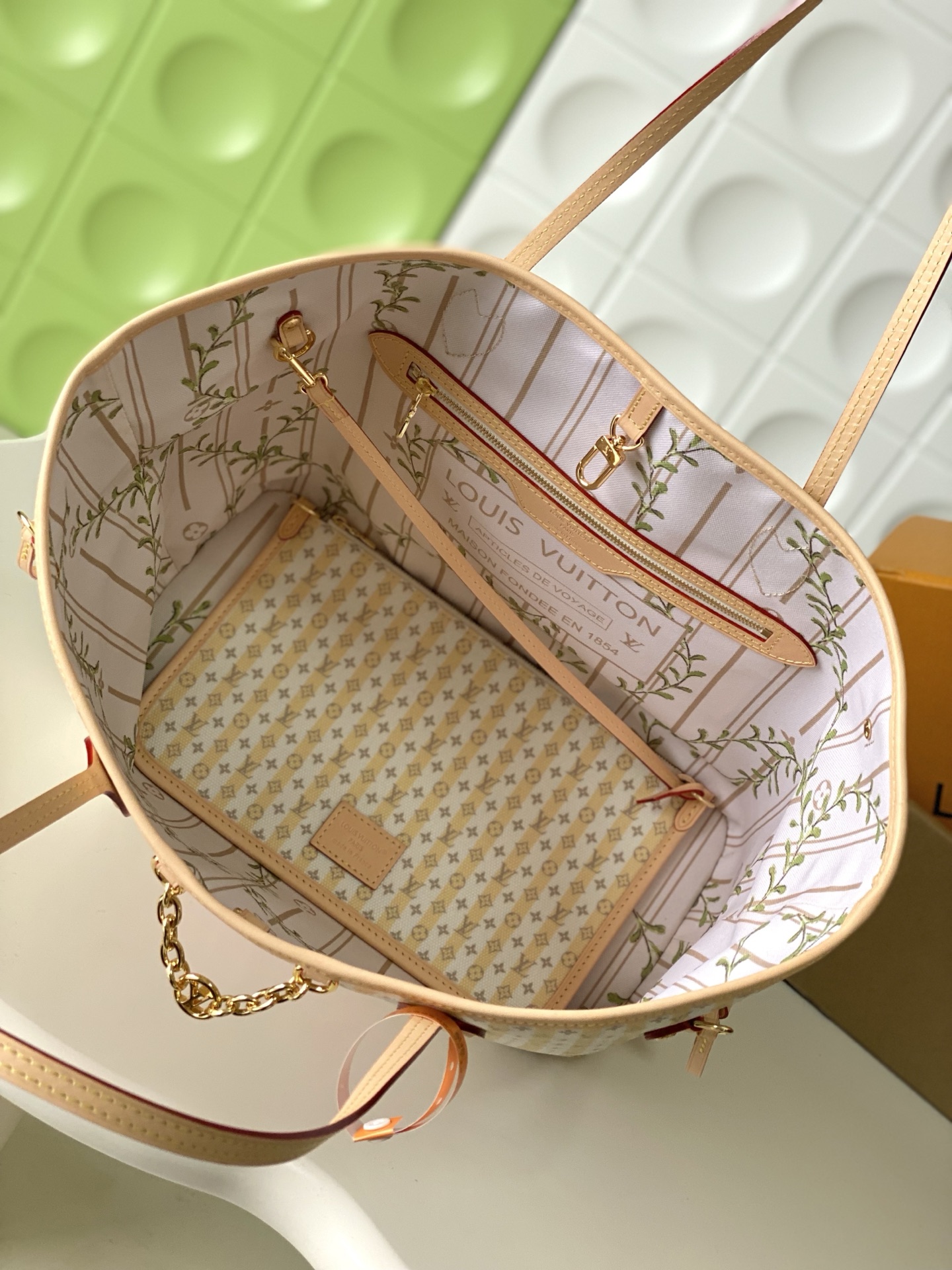 ルイ・ヴィトン ネヴァーフル MM LV スタンプ ベージュ M28457 画像 9