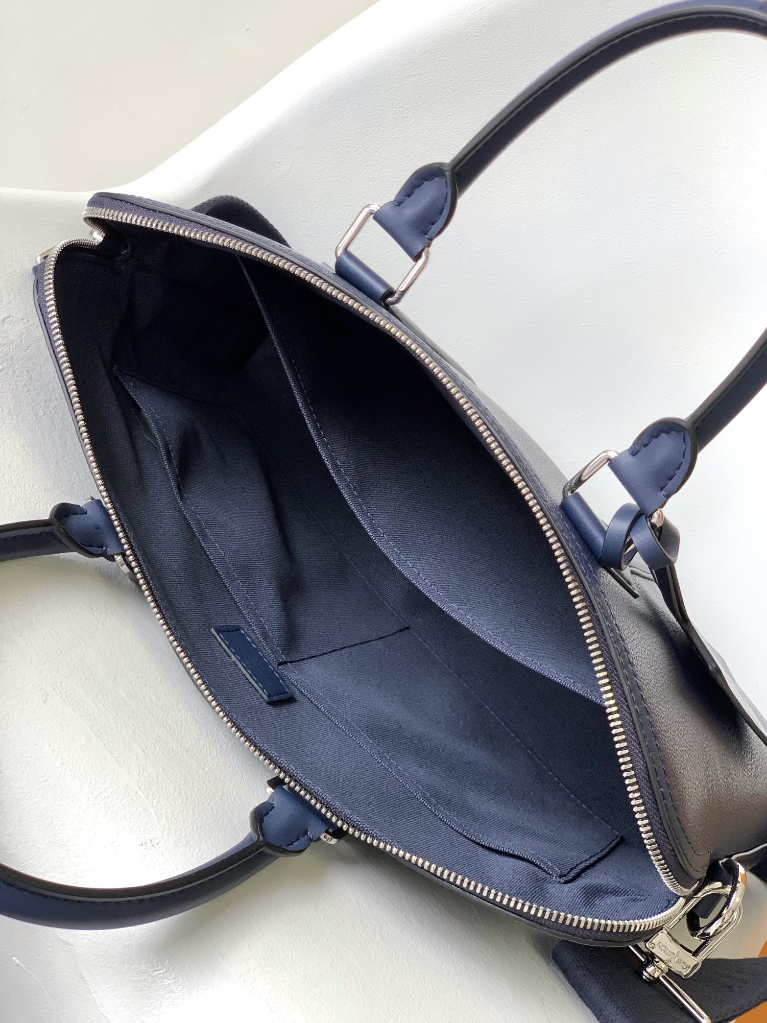 ルイ・ヴィトン LV アエログラム ブリーフケース ブラック M59159 画像 8