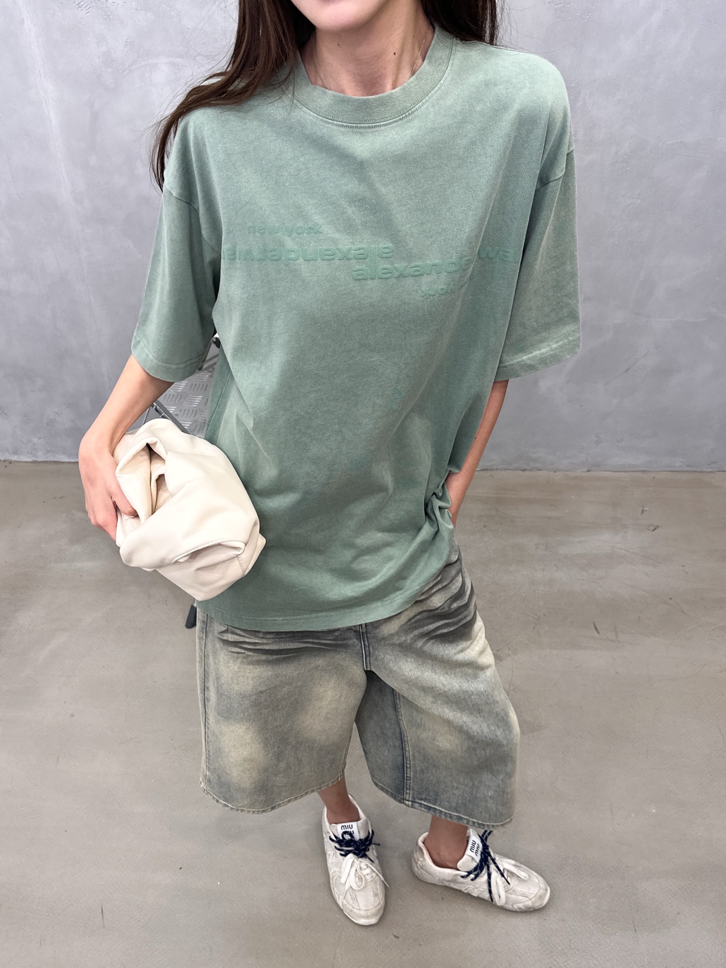 アレキサンダー ワン フォームロゴ ウォッシュ Tシャツ グリーン 画像 8