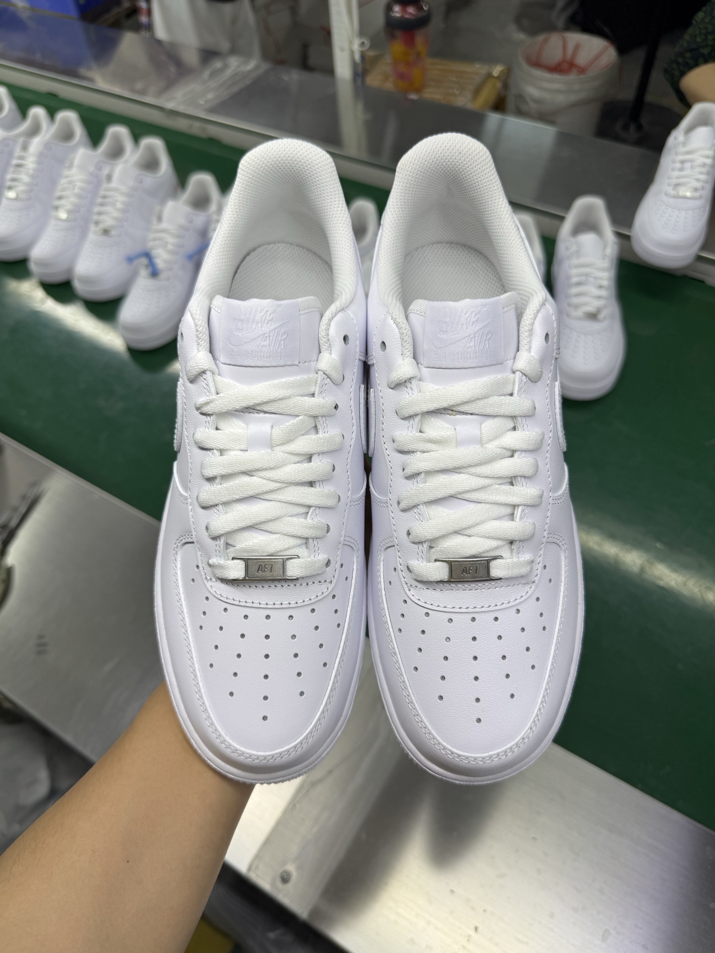 ナイキ Air Force 1 ローカット 07 ホワイト CW2288-111 詳細画像 2