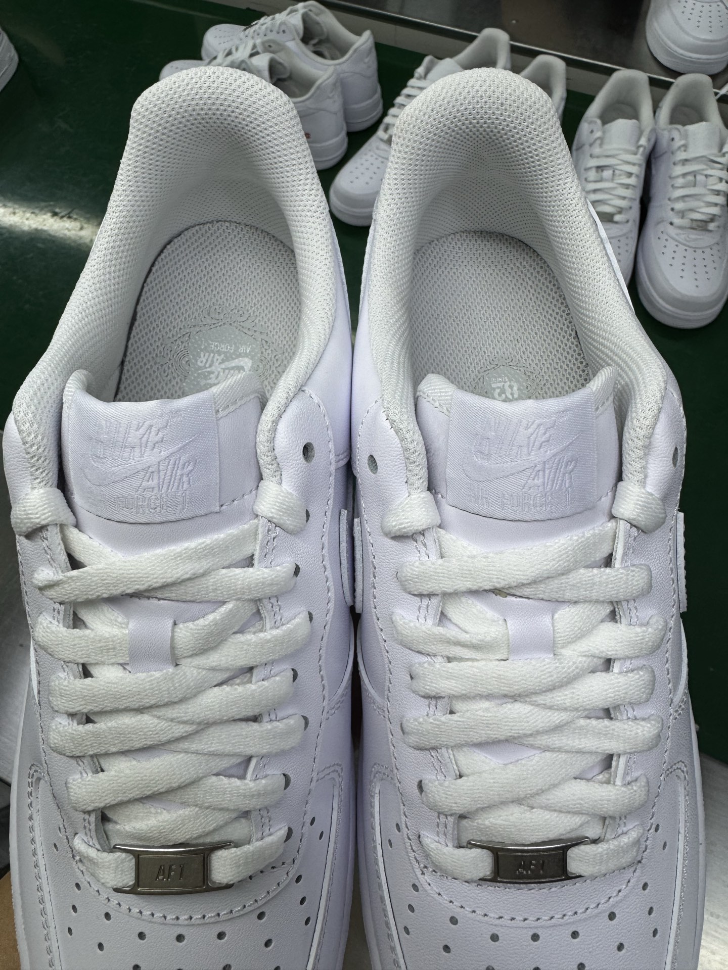 ナイキ Air Force 1 ローカット 07 ホワイト CW2288-111 画像 7
