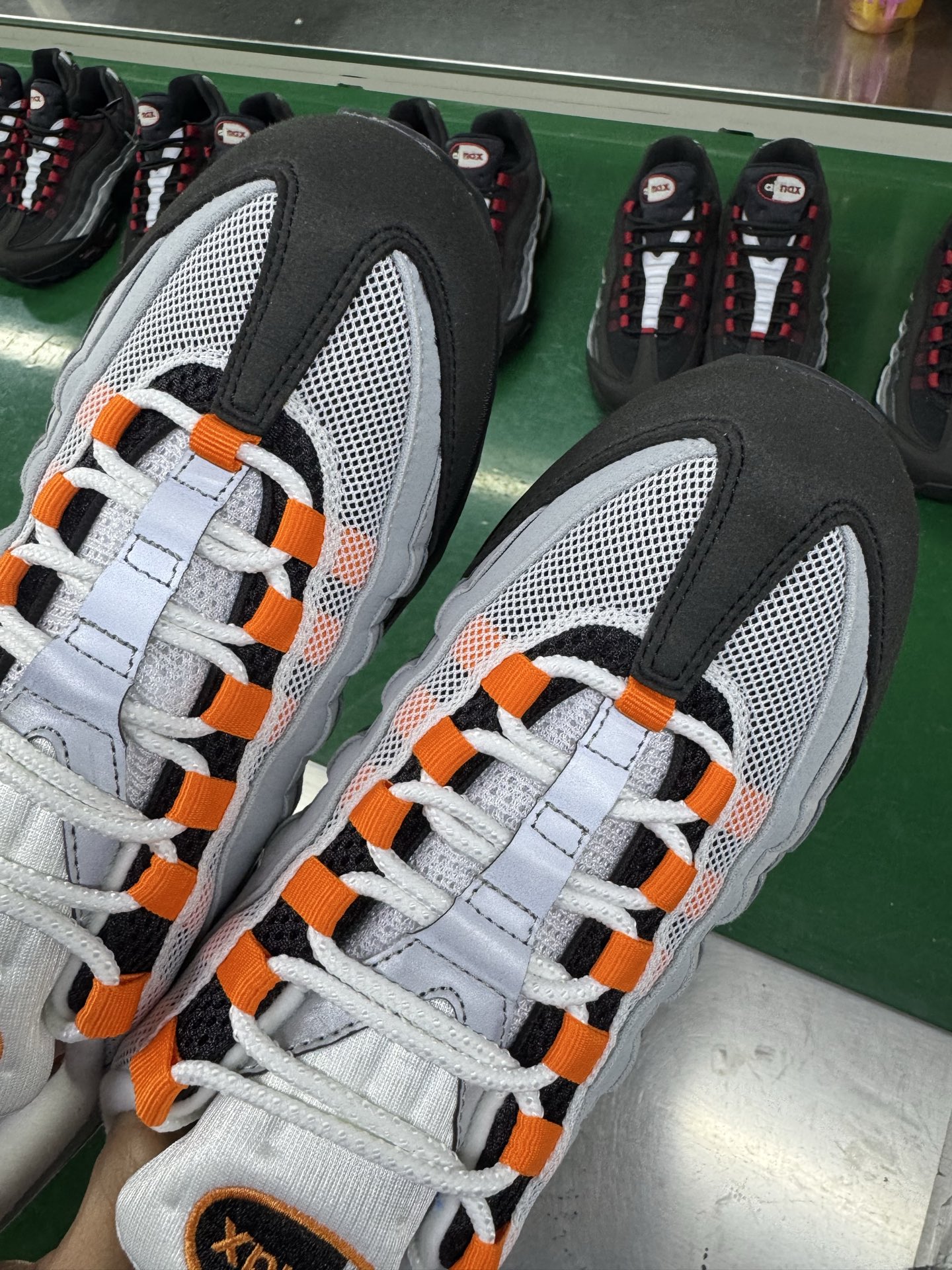 ナイキ Air Max 95 OG グレー オレンジ HM4740-101 画像 6