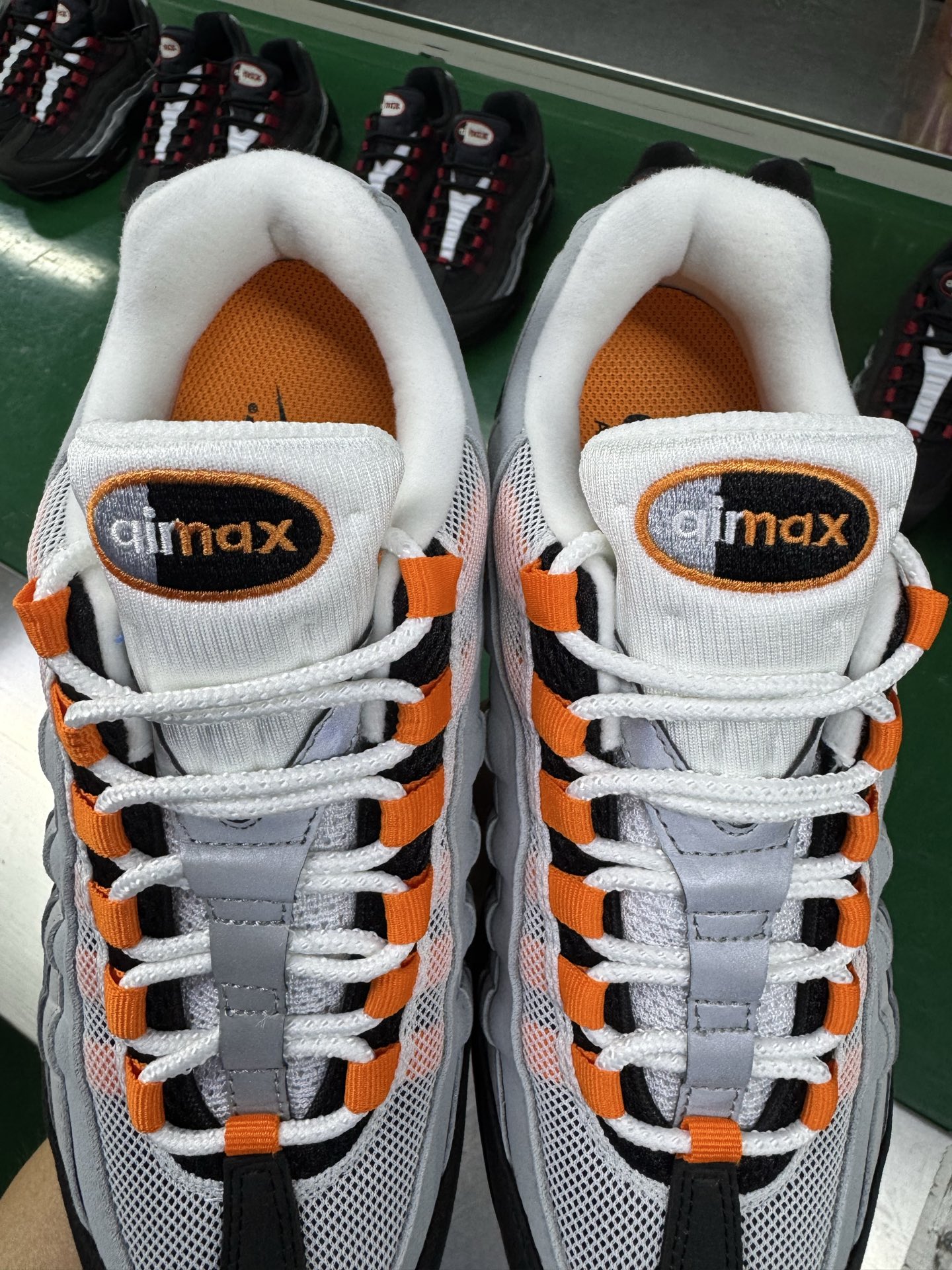 ナイキ Air Max 95 OG グレー オレンジ HM4740-101 画像 7