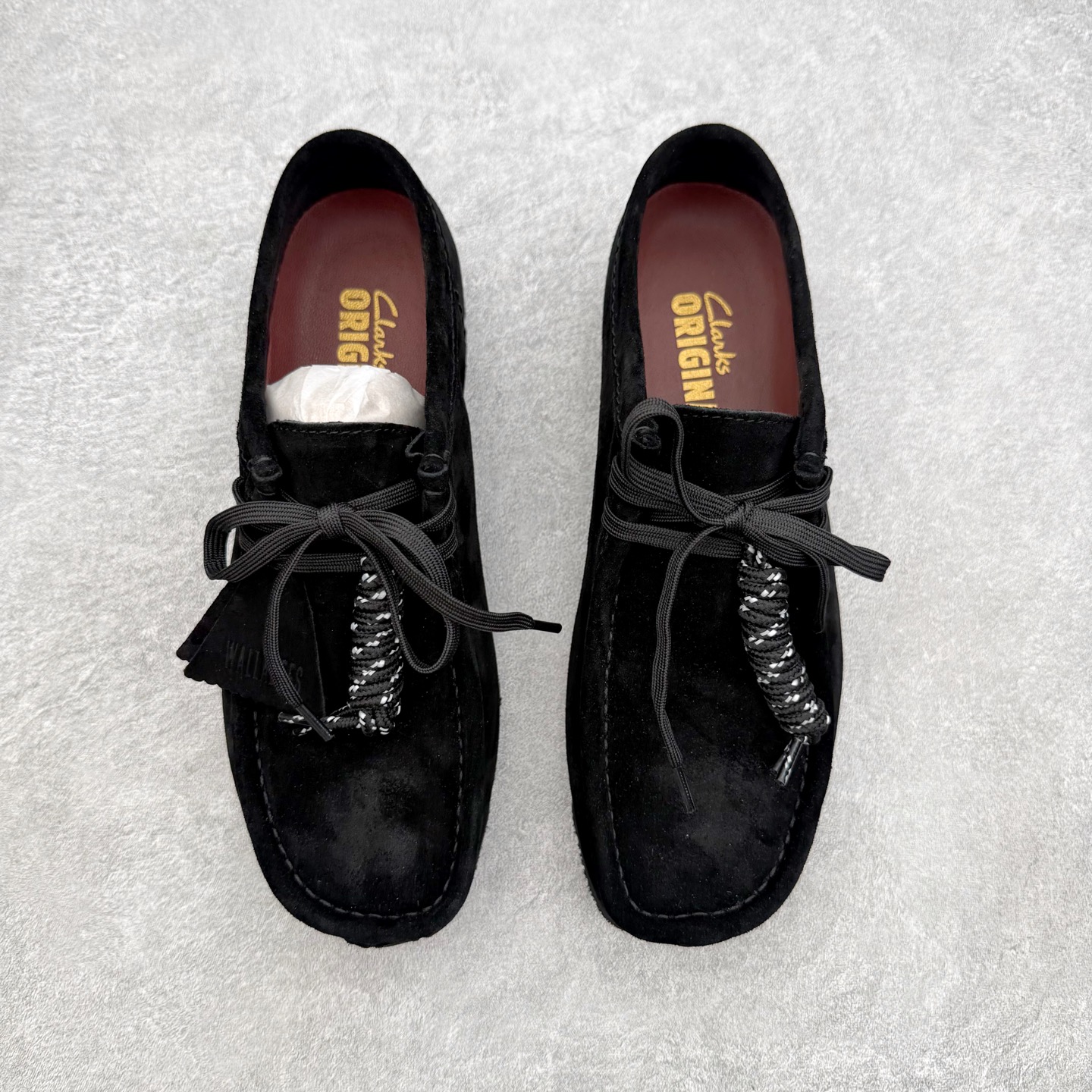 クラークス オリジナルズ Wallabee GTX スエード シューズ ブラック 詳細画像 2