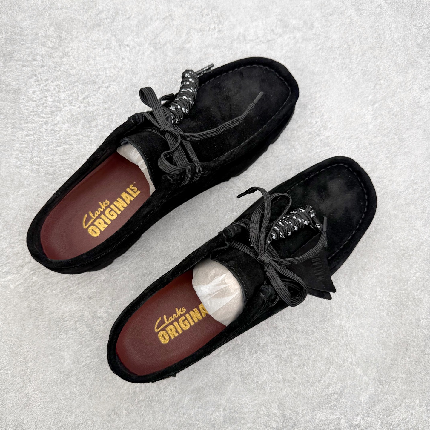 クラークス オリジナルズ Wallabee GTX スエード シューズ ブラック 詳細画像 3