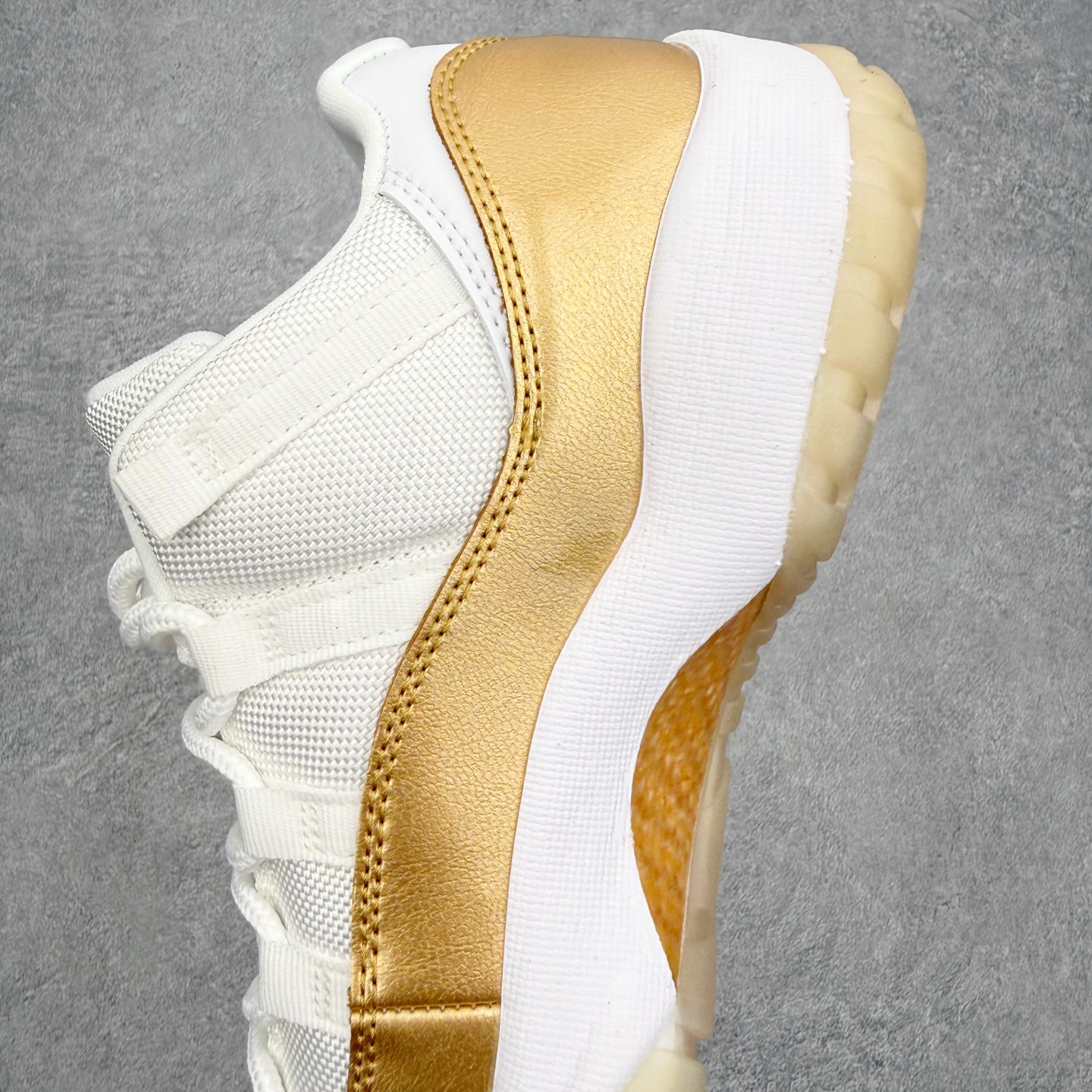 エアジョーダン AJ11 ローカット ホワイト ゴールド AH7860-102 画像 7