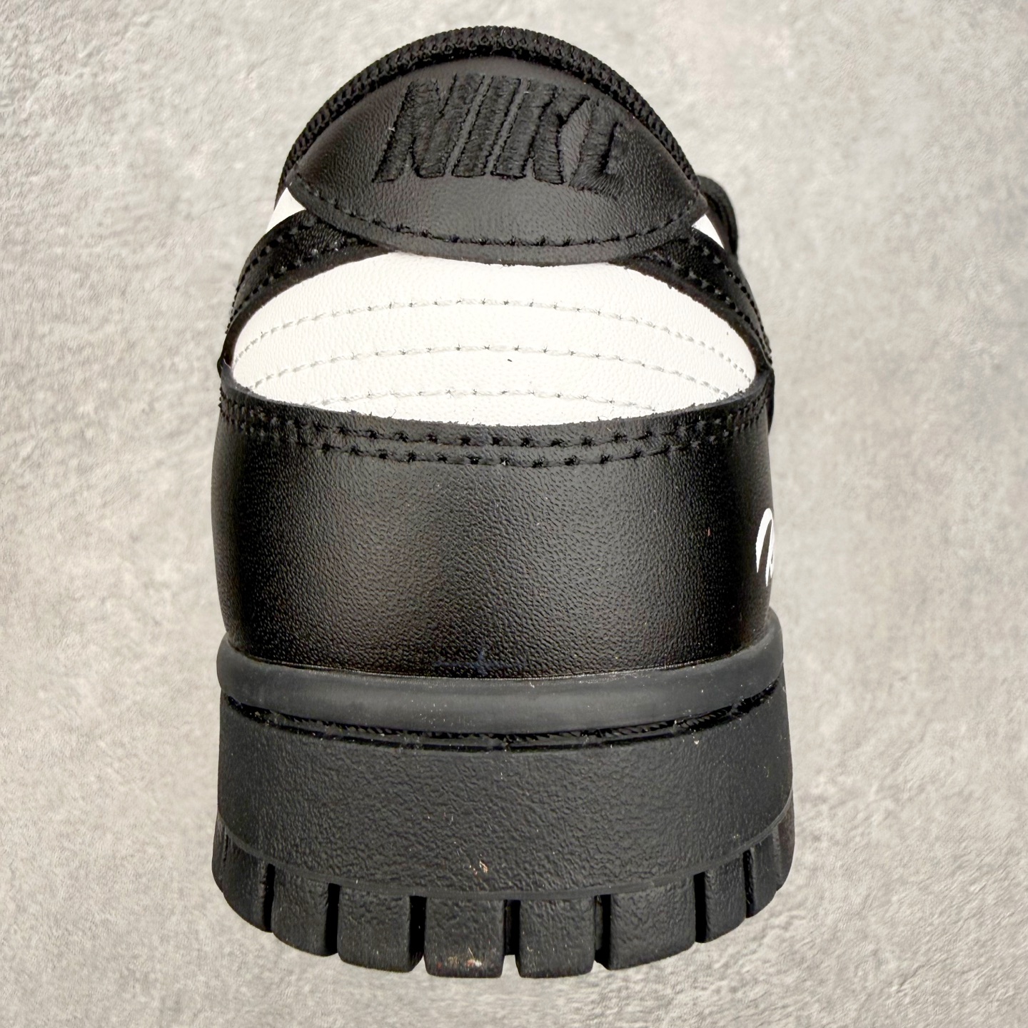 ナイキ Dunk ローカット ストラップ ブラック ホワイト IO7606-010 画像 8