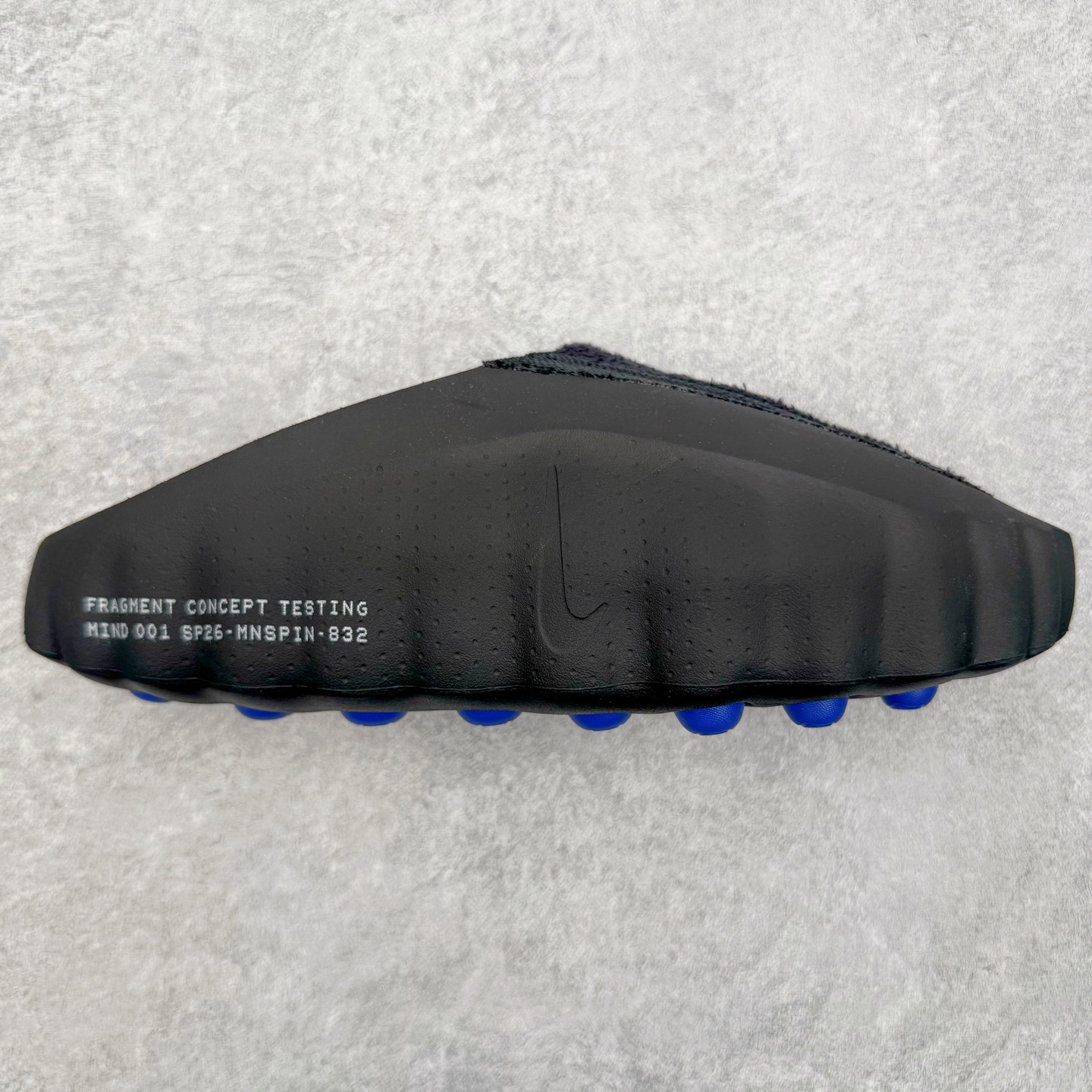 ナイキ Fragment Design Mind 001 ミュール ブラック IQ8502-001 詳細画像 1