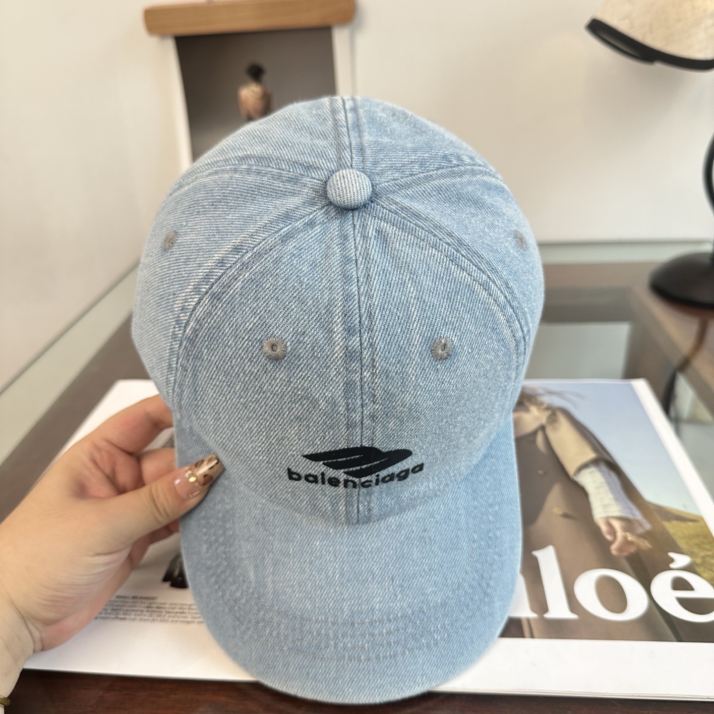 バレンシアガ ロゴ ベースボールキャップ ミント 画像 4