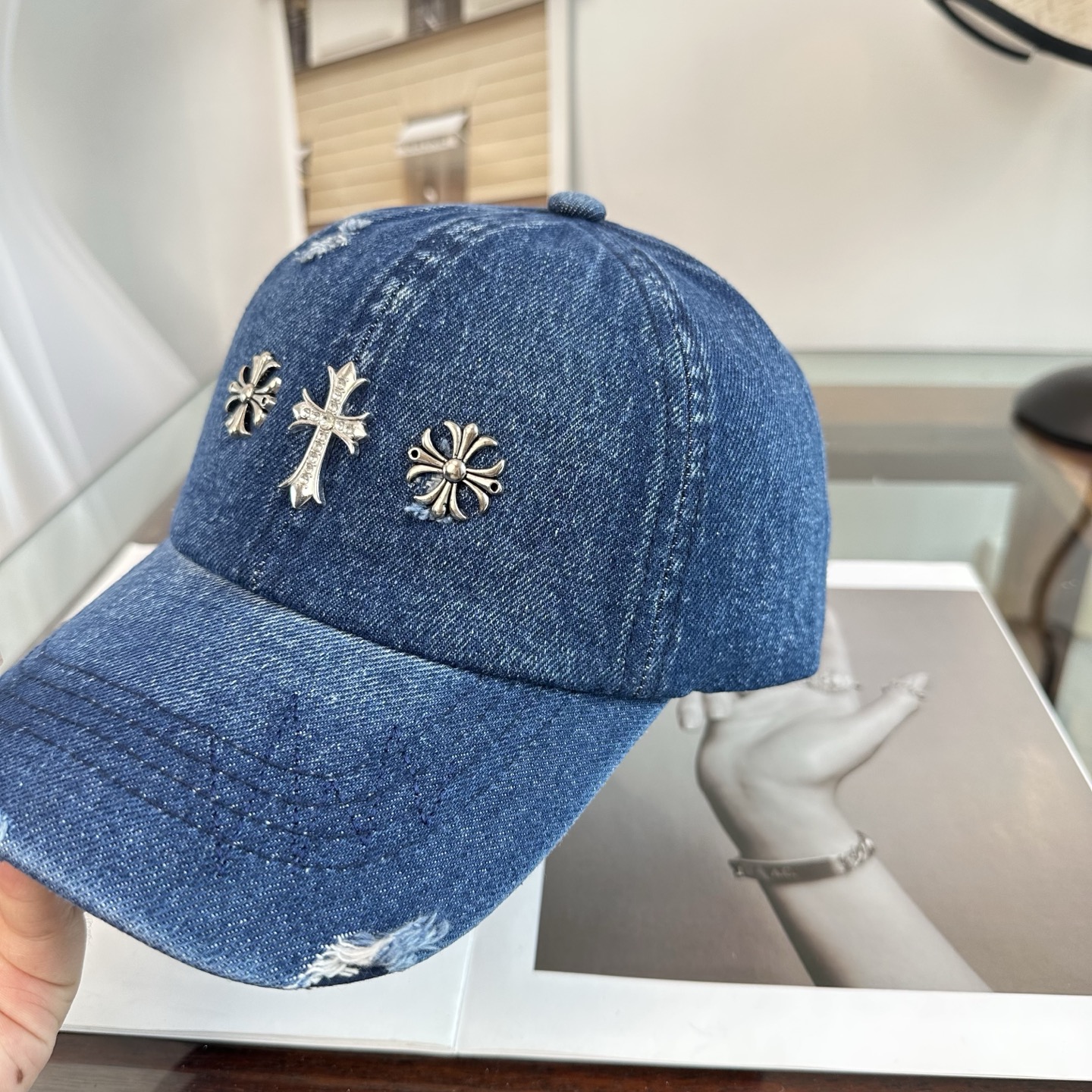 クロムハーツ クロス 刺繍 ベースボールキャップ ブルー ピンク トーン 304860 画像 6