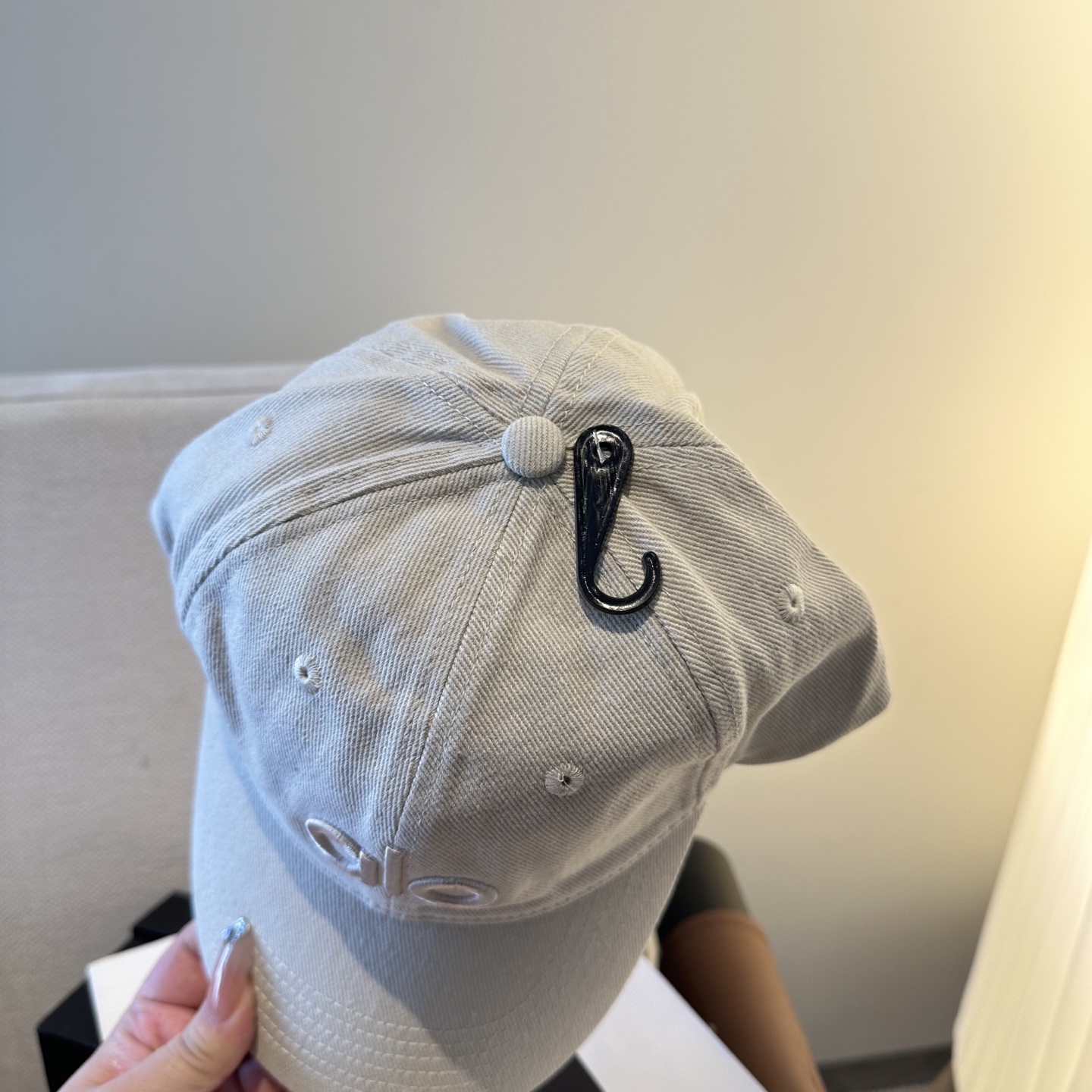 アロ アロ ロゴ ベースボールキャップ ライトグレー ベージュ トーン A8A8A8 画像 8