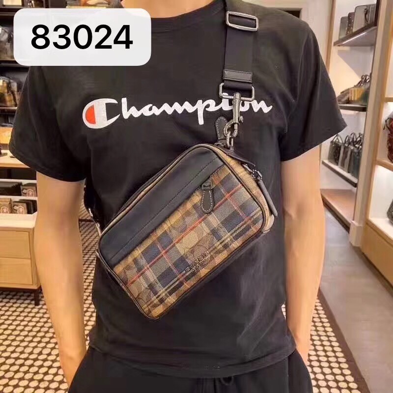 コーチ Graham クロスボディ プレイド シグネチャーキャンバス F83024 詳細画像 2