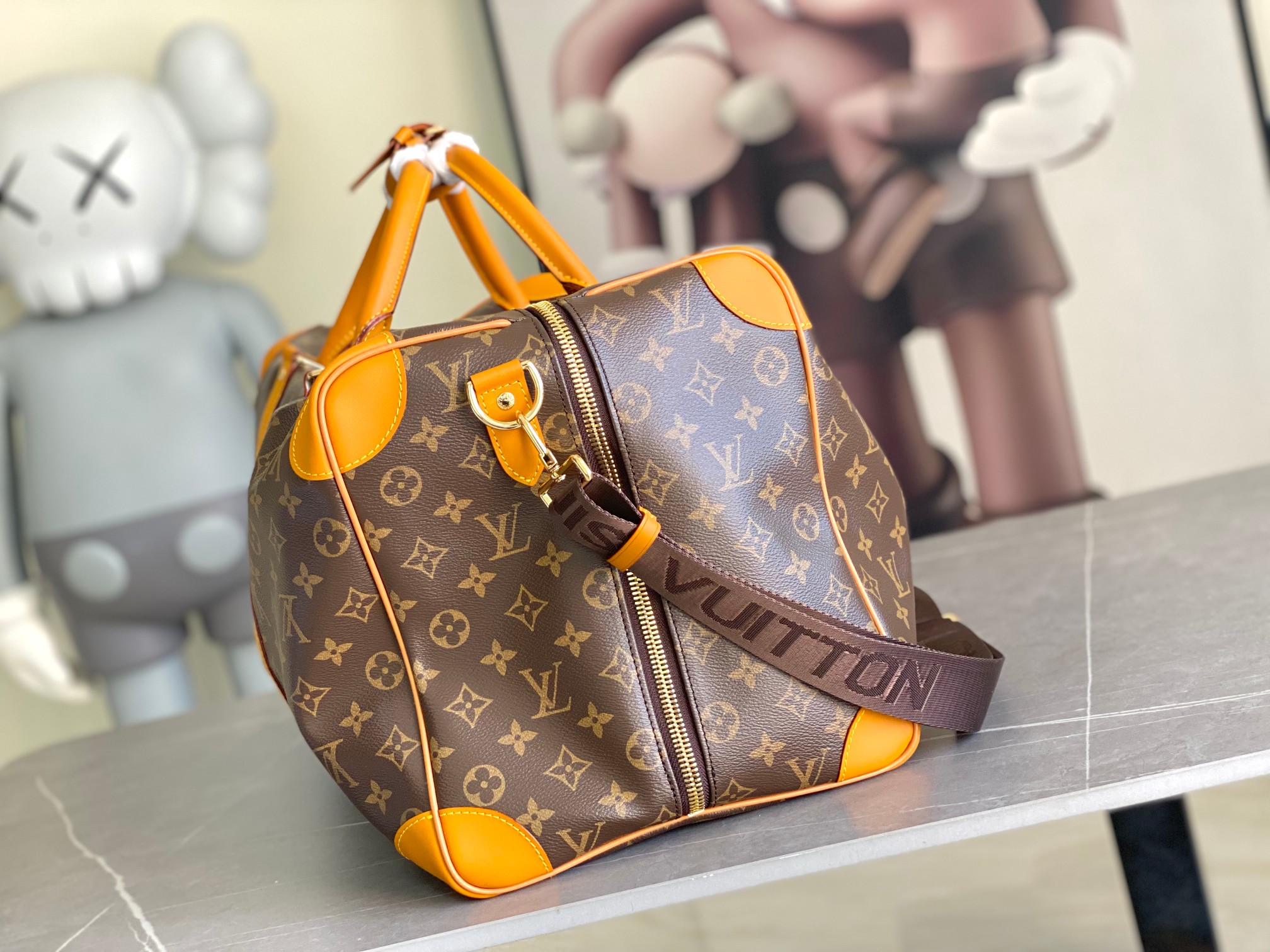 ルイ・ヴィトン Keepall Bandouliere 50 モノグラム イエロートリム M41416 詳細画像 2