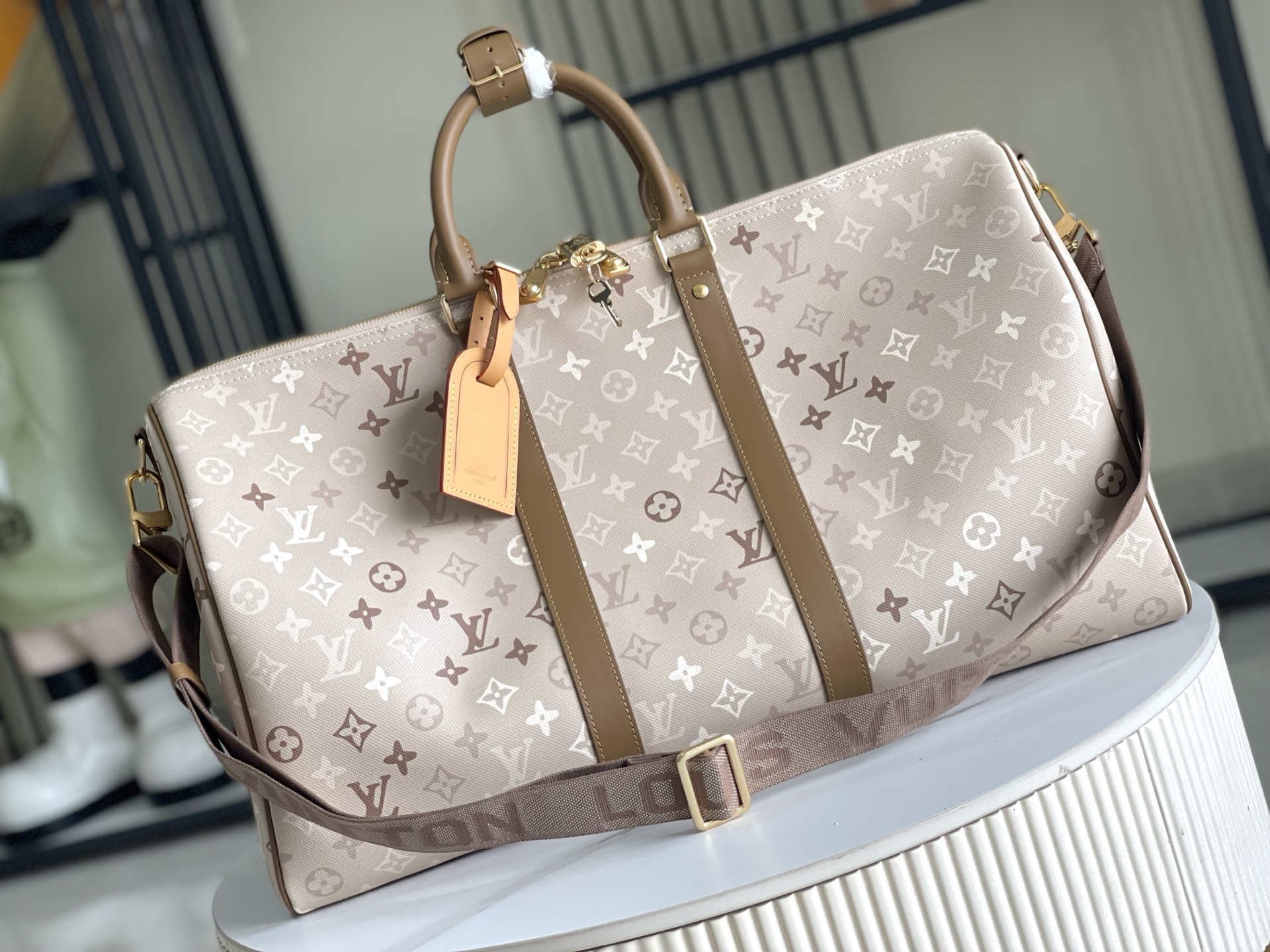 ルイ・ヴィトン Keepall Bandouliere 50 モノグラム ヘリテージ M29159 詳細画像 2