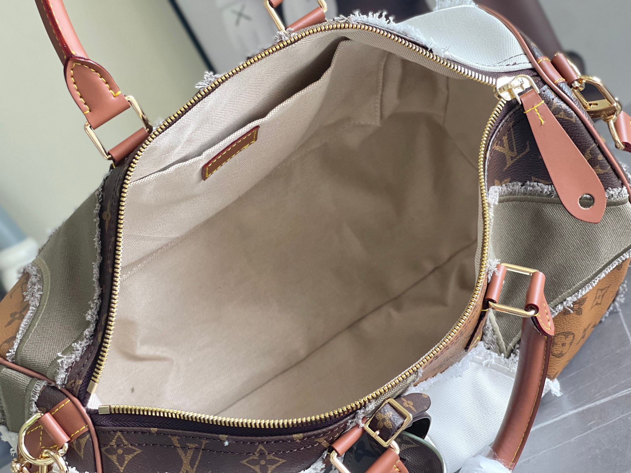 ルイ・ヴィトン Keepall Bandouliere 40 モノグラム パッチワーク M29038 画像 7