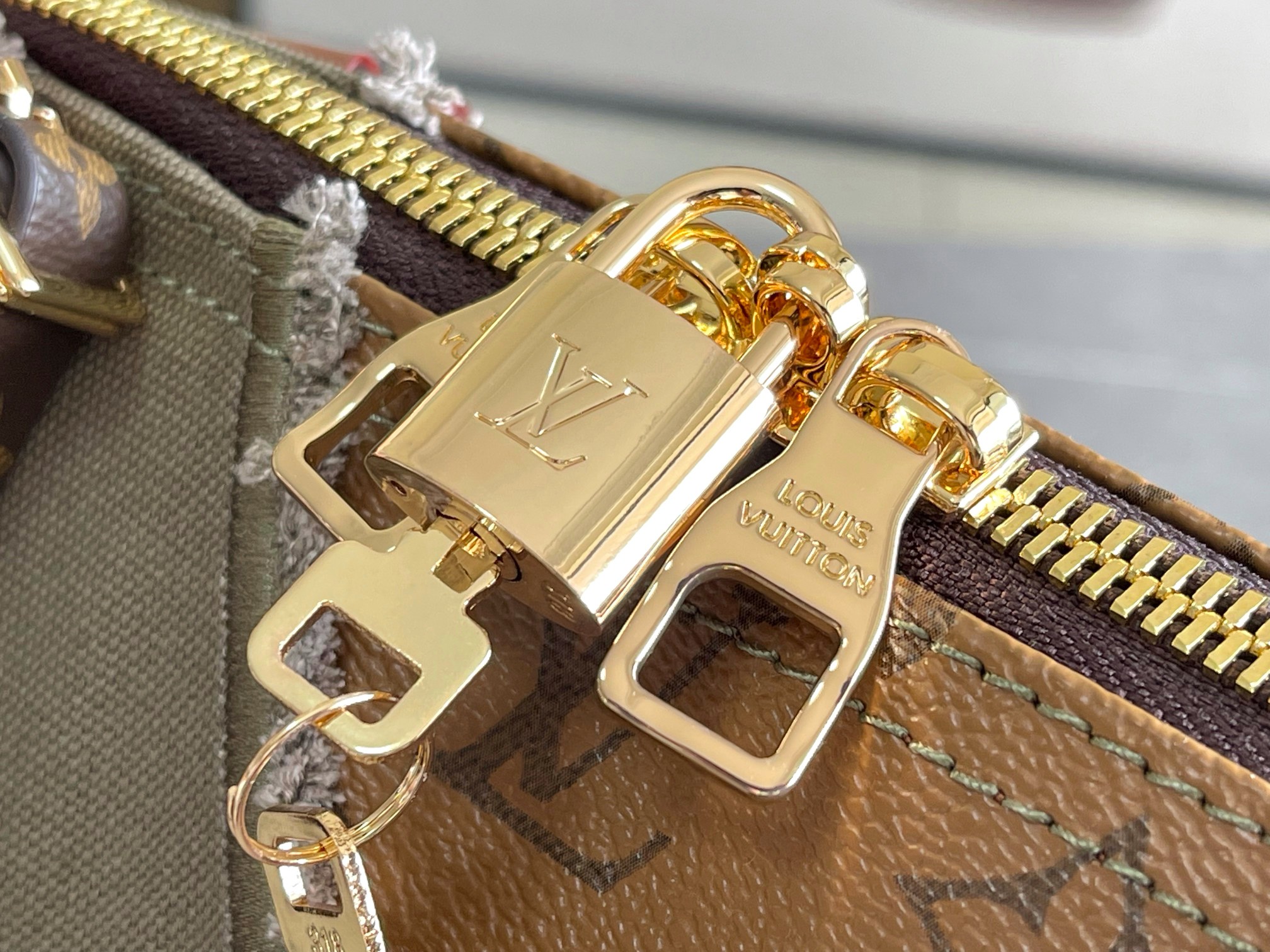 ルイ・ヴィトン Keepall Bandouliere 50 モノグラムフラワー パッチワーク M29190 画像 5