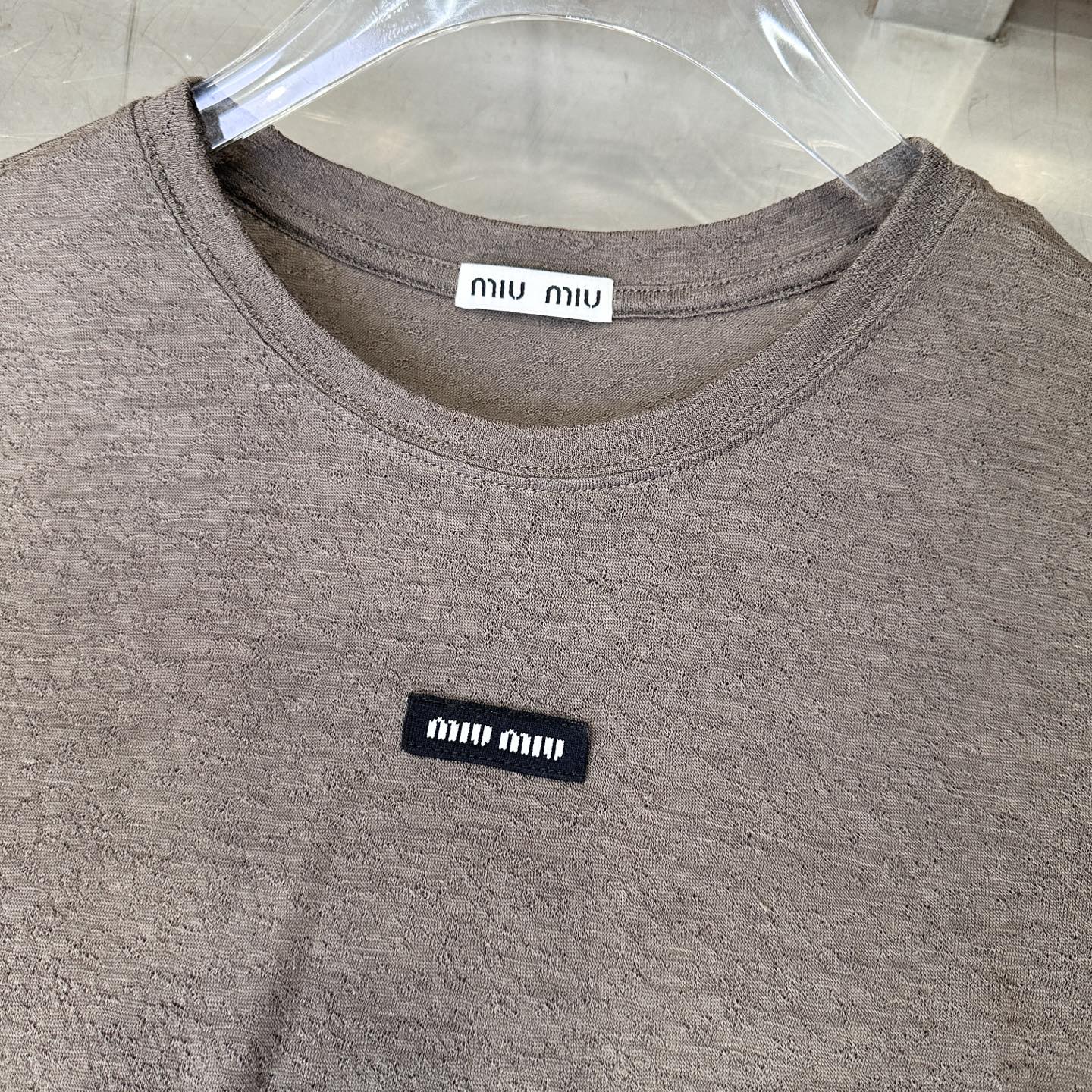 ミュウミュウ 刺繍ロゴ ウール 半袖Tシャツ トープ 画像 5