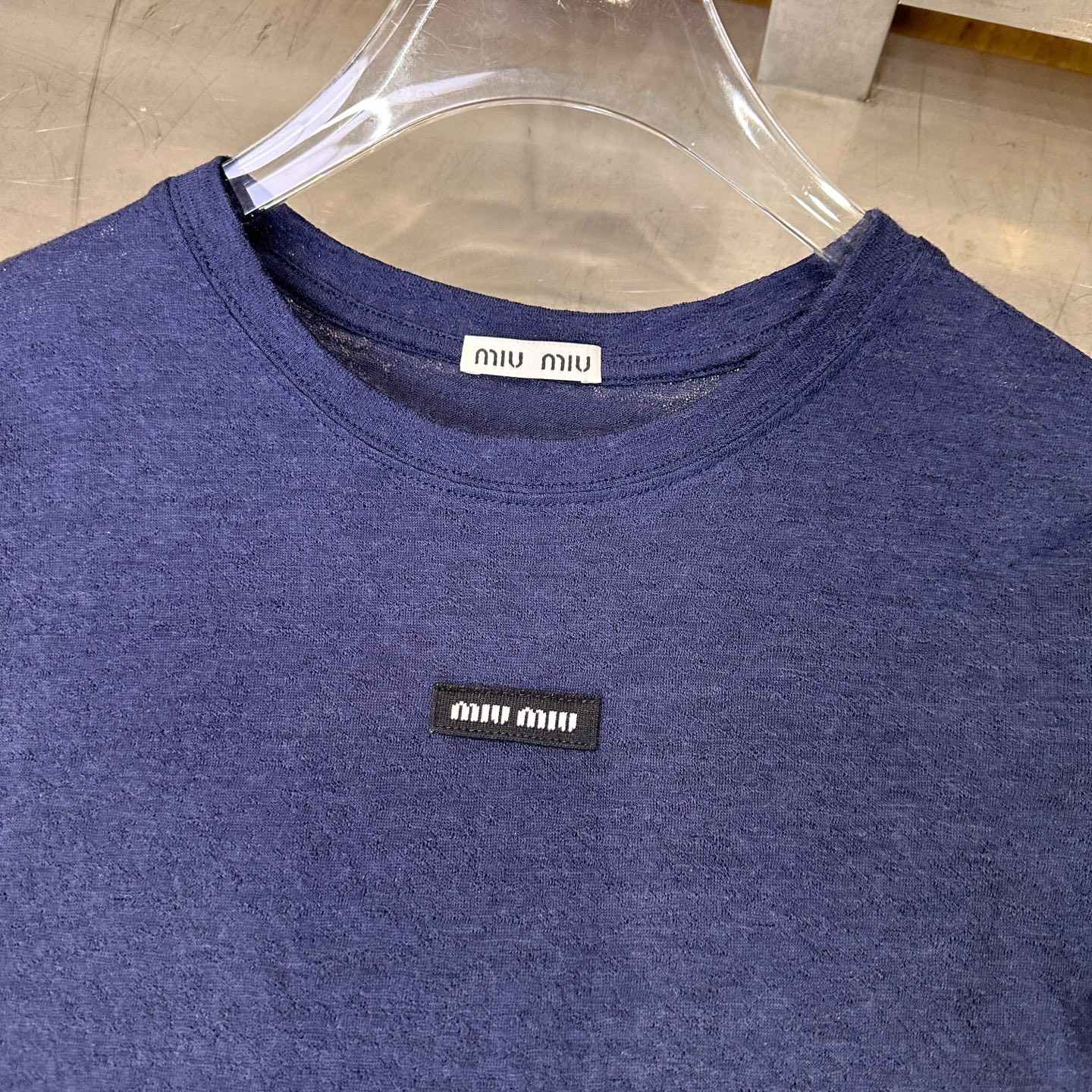 ミュウミュウ 刺繍ロゴ ウール 半袖Tシャツ ネイビー 画像 5
