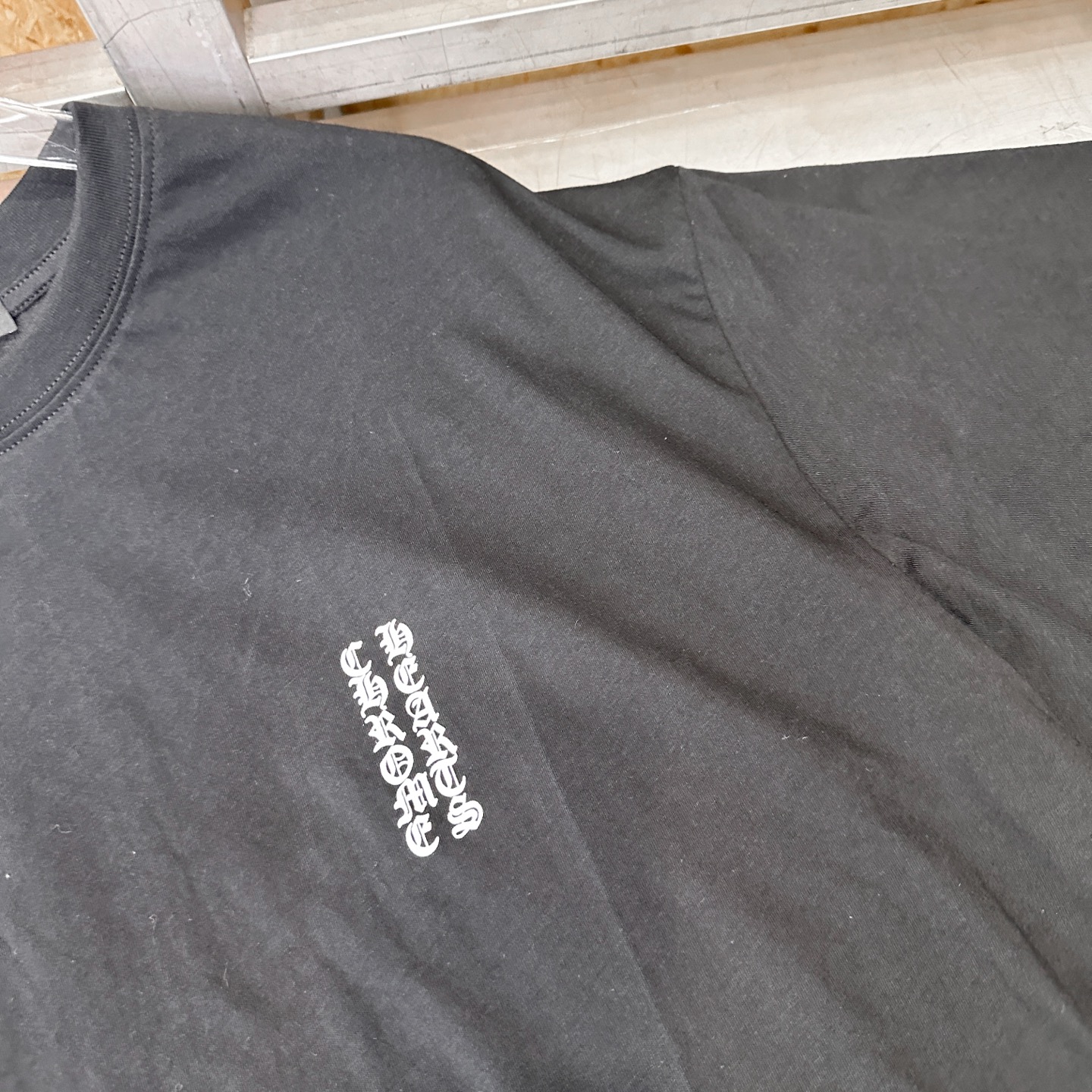 クロムハーツ 縦ロゴ バックプリントTシャツ ブラック 画像 5