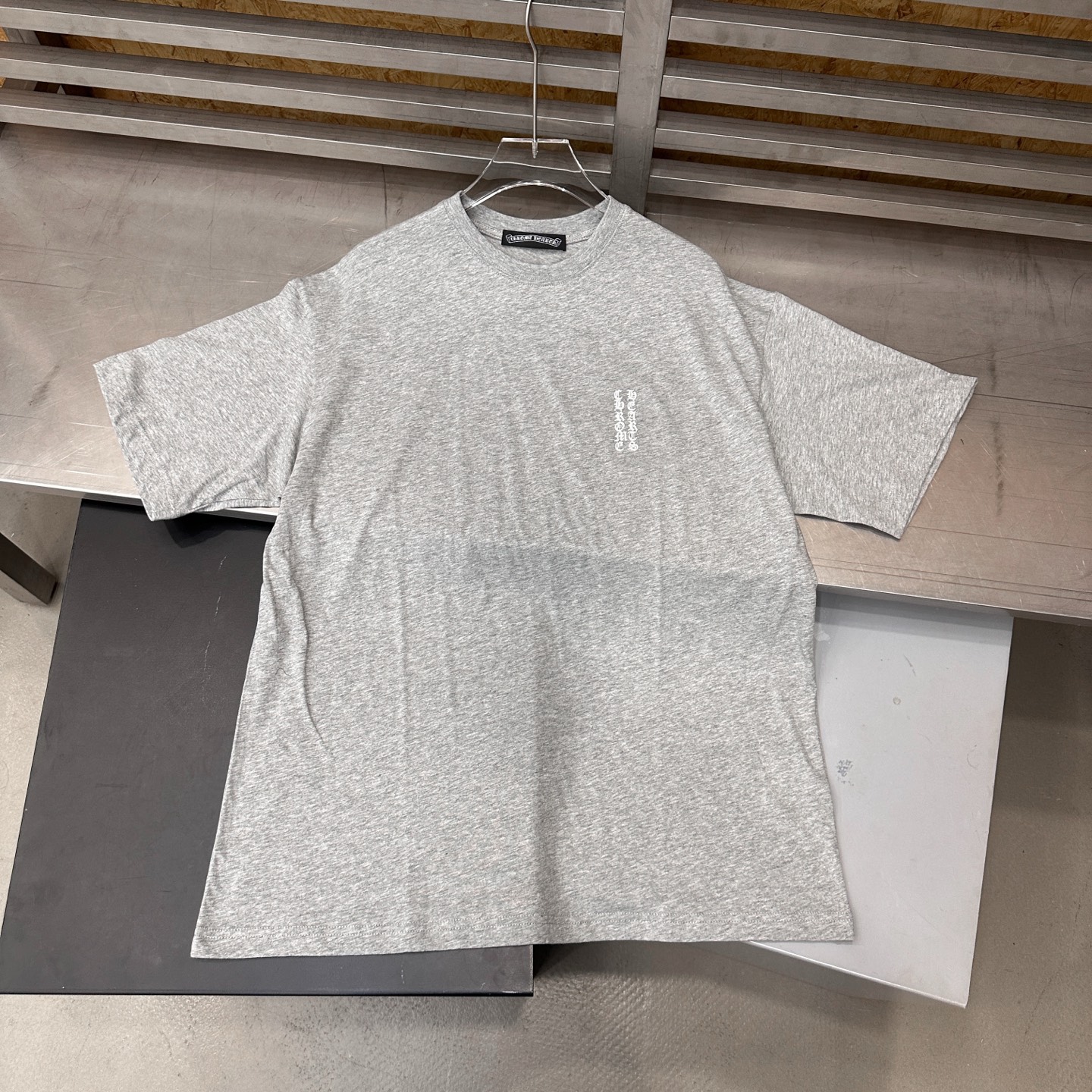 クロムハーツ マルチプリント ウォッシュドTシャツ グレー 画像 4