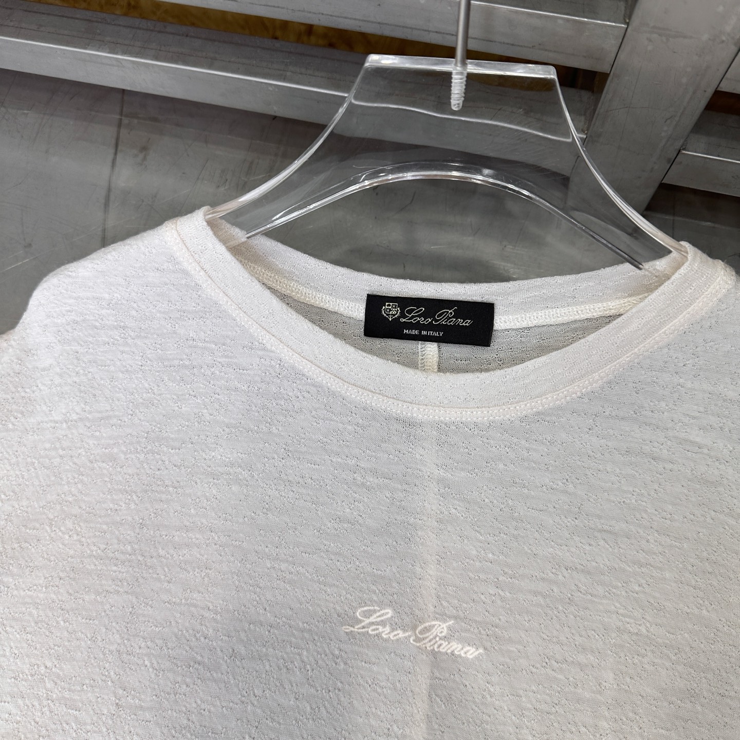 ロロ・ピアーナ 刺繍ロゴ ウール 半袖Tシャツ クリーム 画像 4
