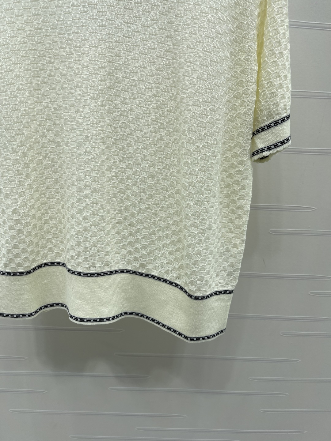 ロエベ アナグラム刺繍 ハニカムニット半袖トップ クリーム 画像 5
