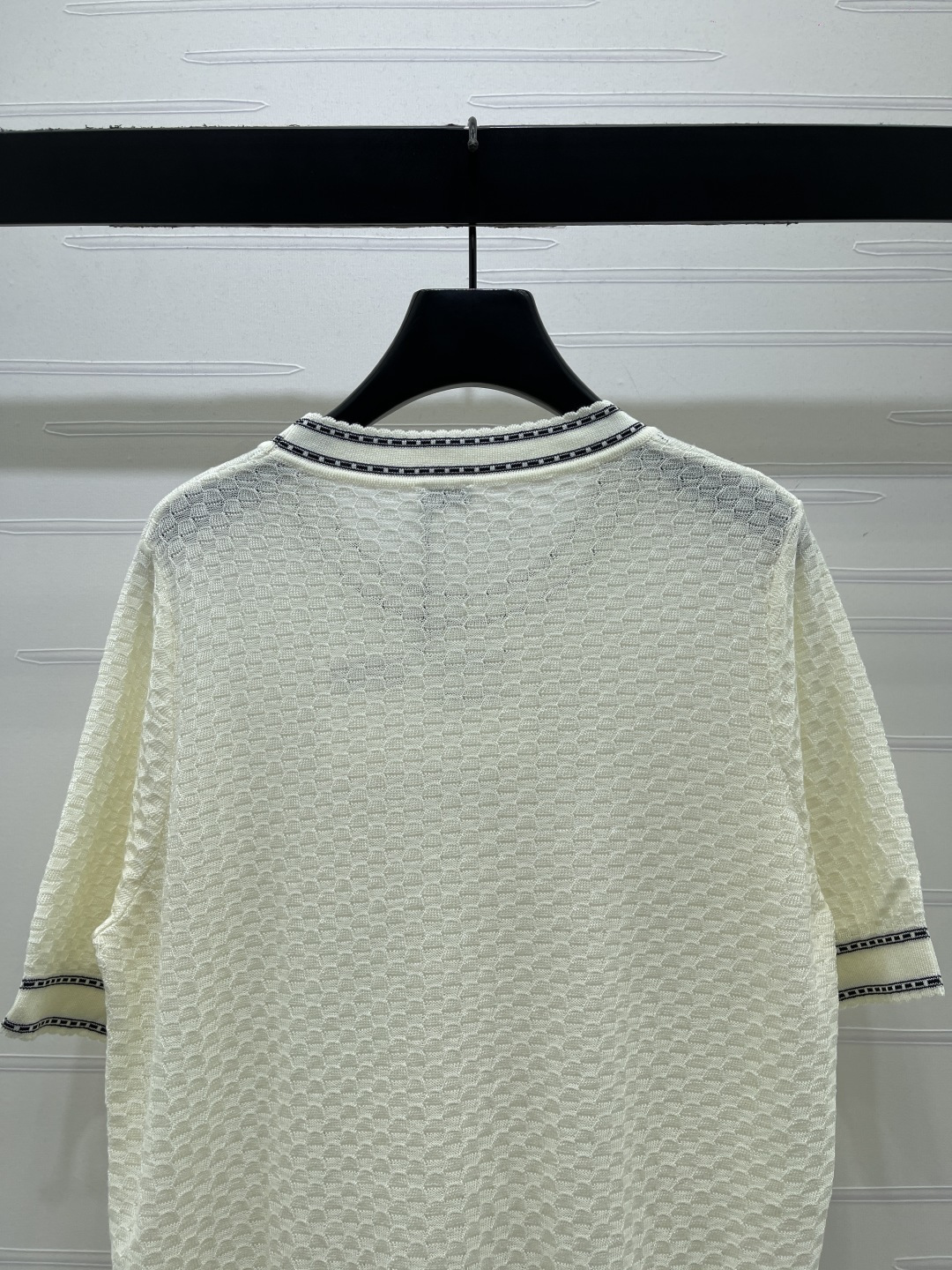 ロエベ アナグラム刺繍 ハニカムニット半袖トップ クリーム 画像 6