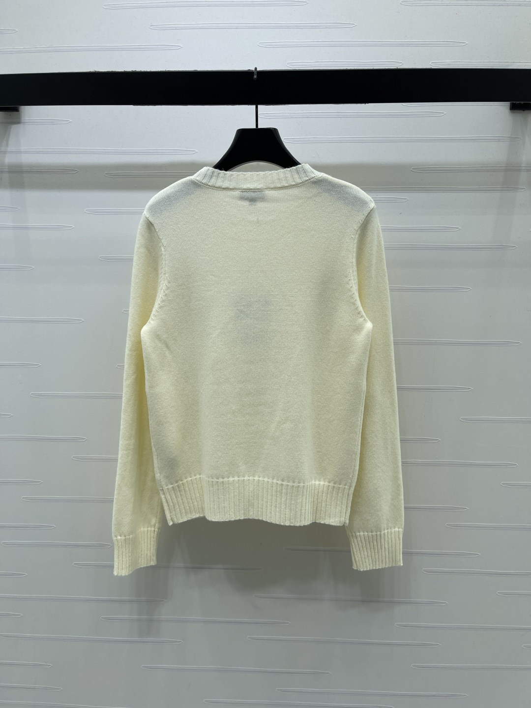 シャネル 26A CCバッジ リブトリム ウールセーター クリーム 画像 7
