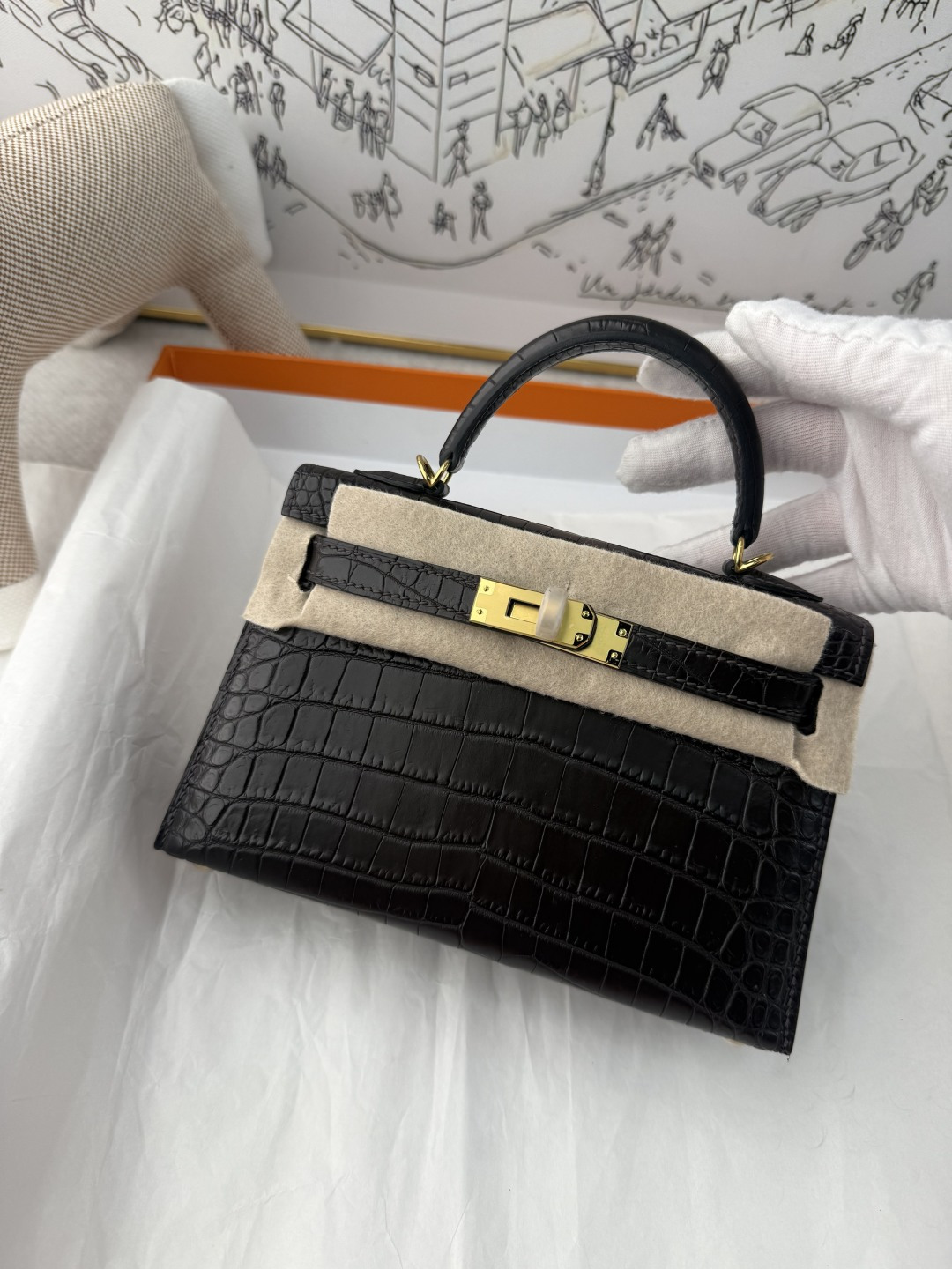 エルメス Mini Kelly II クロコダイル 19cm ブラック ゴールド金具 コントラストフェルト 詳細画像 1