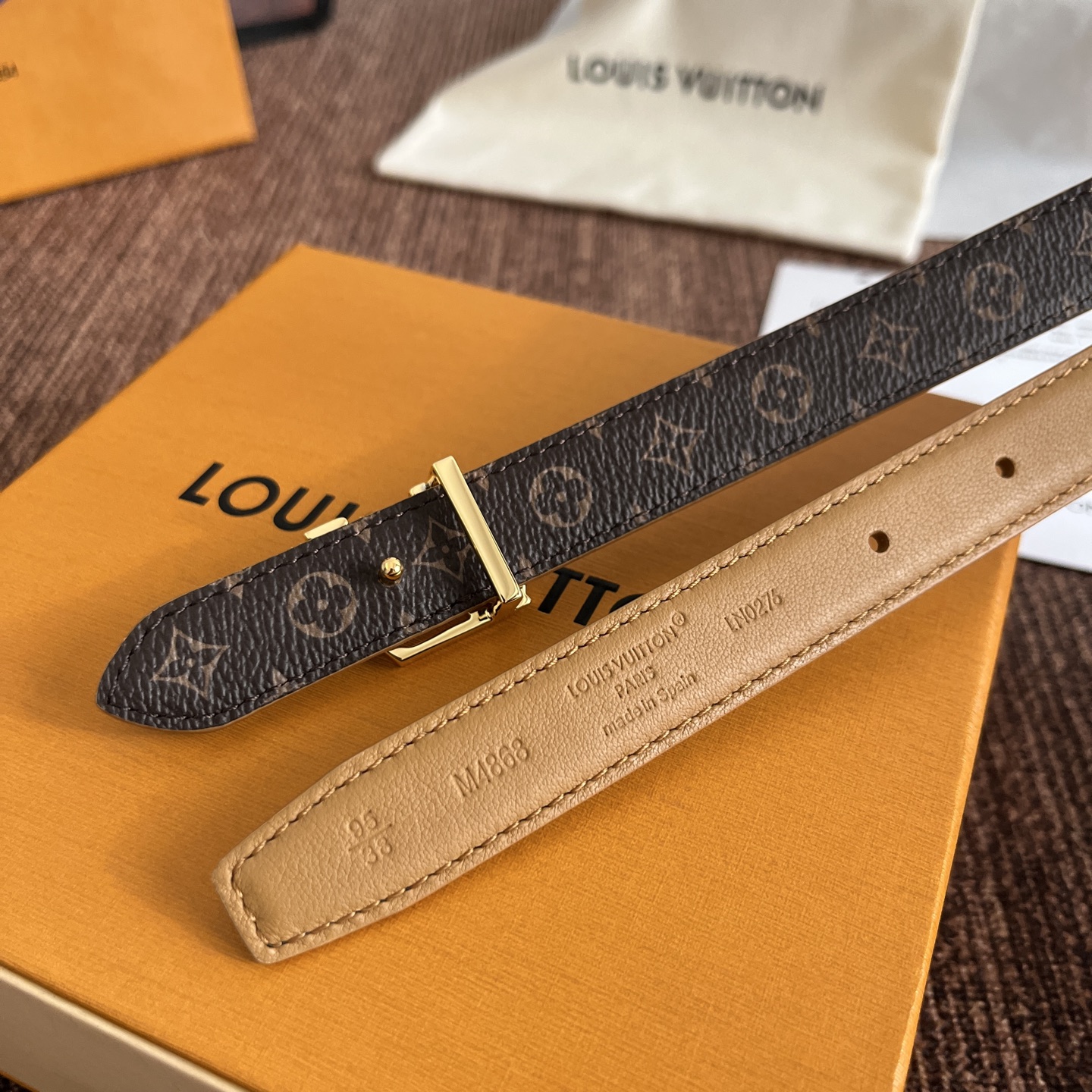 ルイヴィトン LV Bloom 20mm リバーシブルベルト タン ゴールド 画像 6