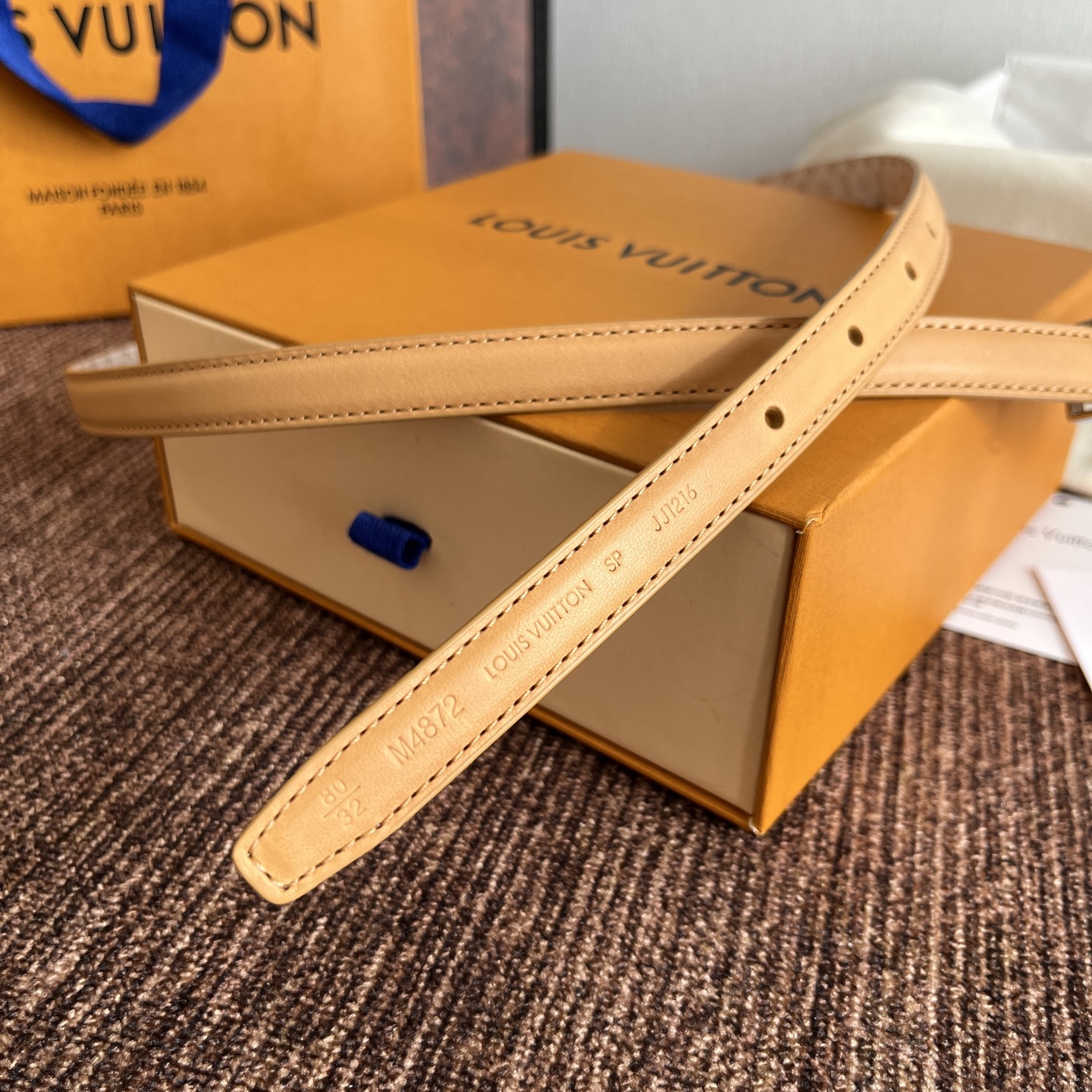 ルイヴィトン Mini LV 15mm リバーシブルベルト デューン シルバー 画像 4