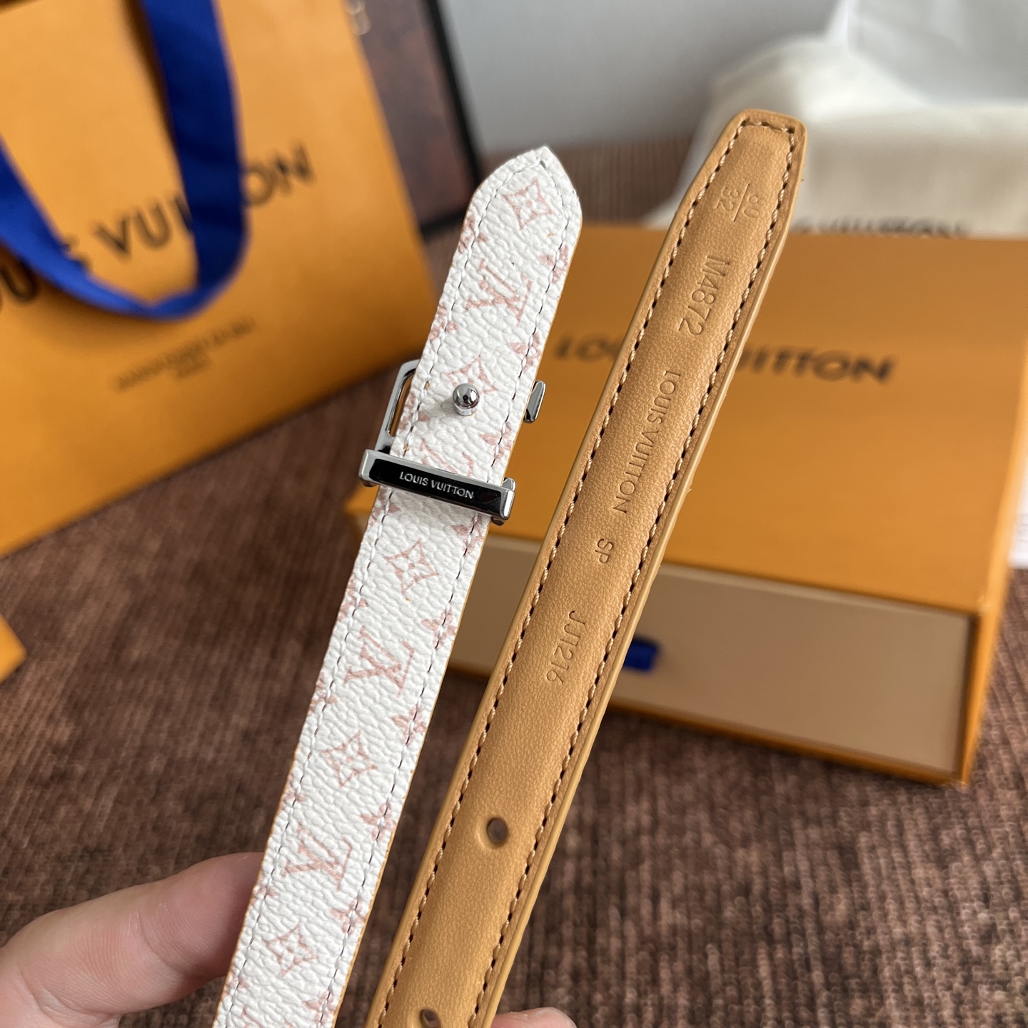 ルイヴィトン Mini LV 15mm リバーシブルベルト デューン シルバー 画像 6