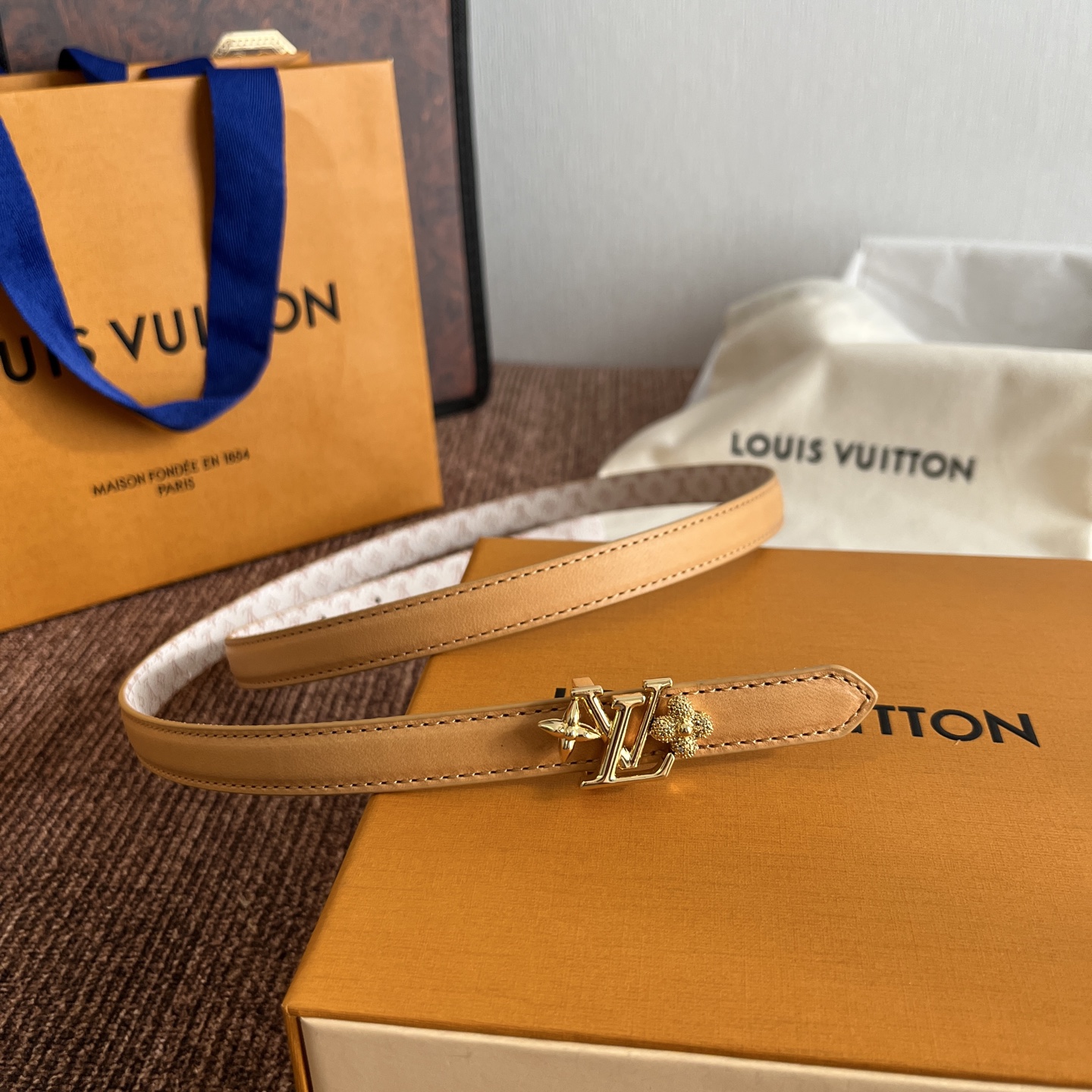 ルイヴィトン Mini LV 15mm リバーシブルベルト デューン シルバー 画像 7